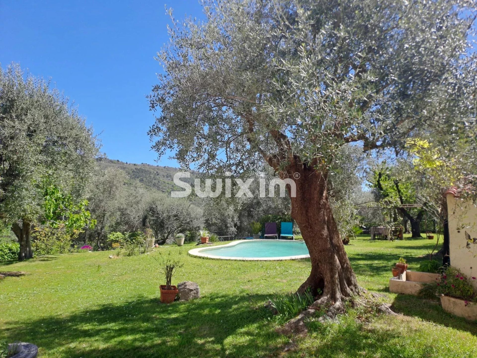 villa 8 Camere in vendita su Bendejun (06390)