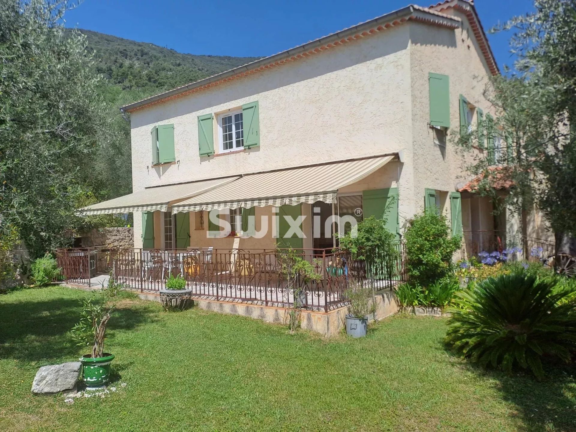 villa 8 Camere in vendita su Bendejun (06390)