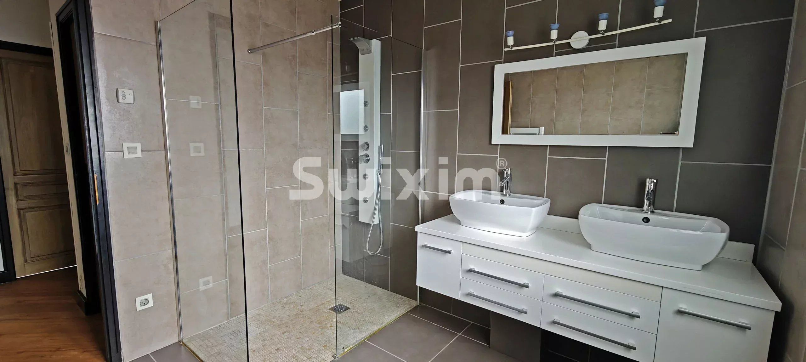 maison 8 Pièces en vente sur Damparis (39500)