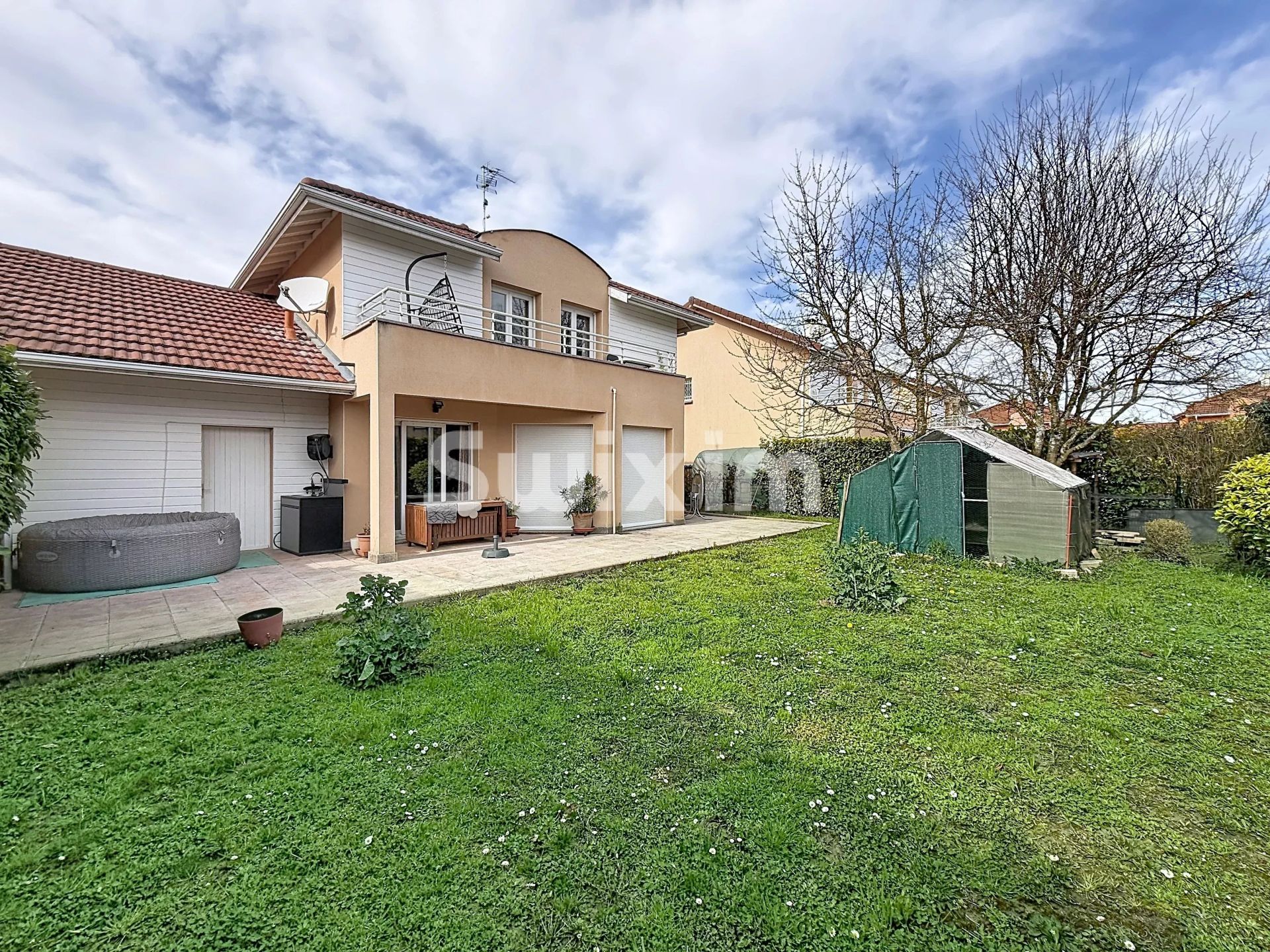 haus 6 Zimmer zum verkauf auf Saint-Genis-Pouilly (01630)