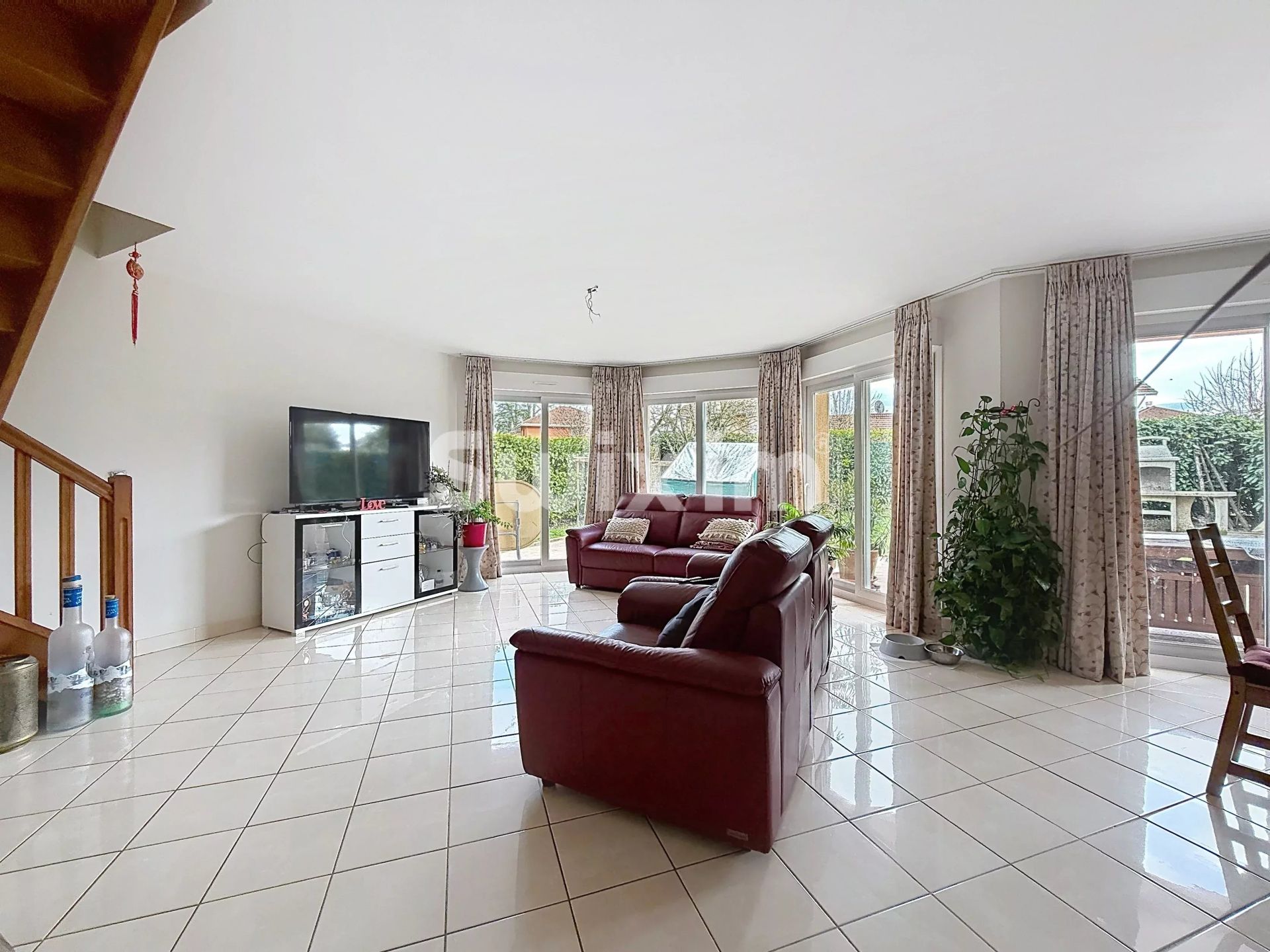 haus 6 Zimmer zum verkauf auf Saint-Genis-Pouilly (01630)