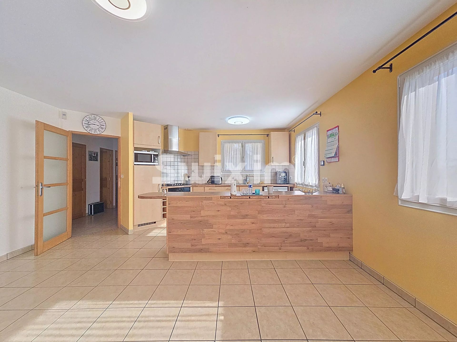 haus 5 Zimmer zum verkauf auf Échenevex (01170)