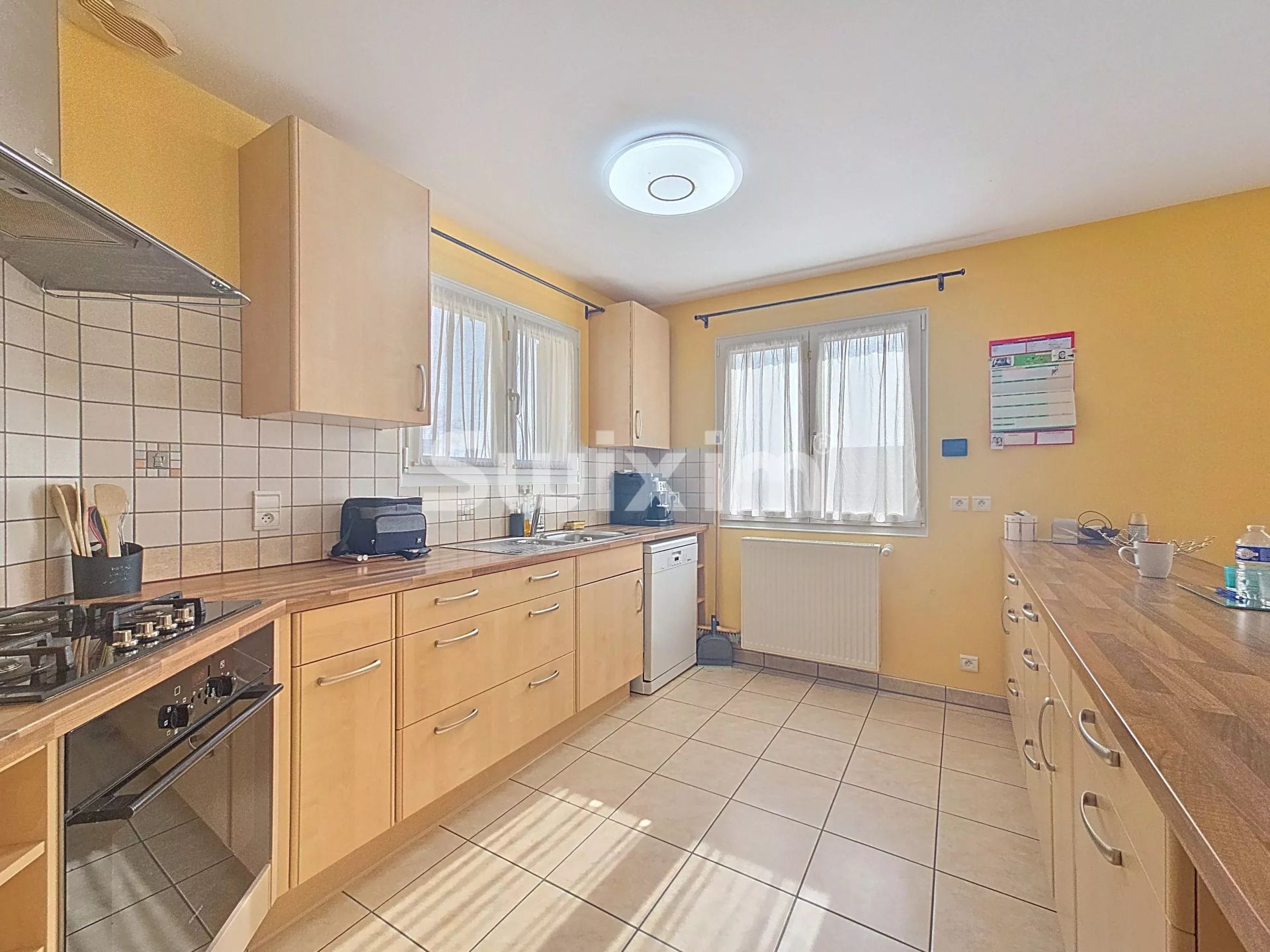 haus 5 Zimmer zum verkauf auf Échenevex (01170)