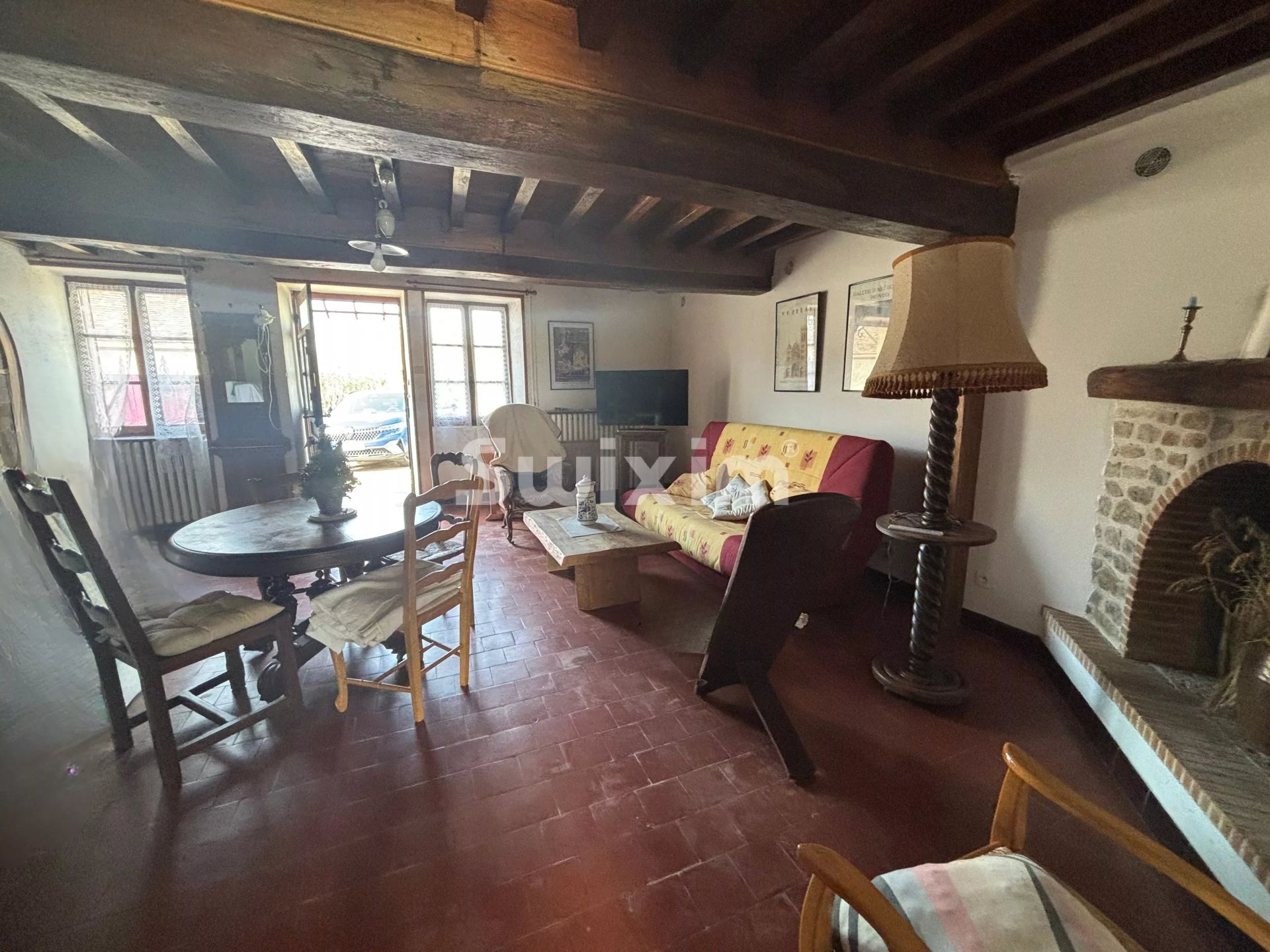 house 9 Rooms for sale on Menades (89450)