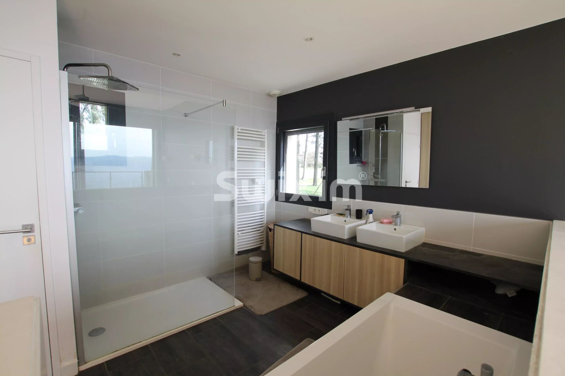 propriété 11 Pièces en vente sur Seyssuel (38200)