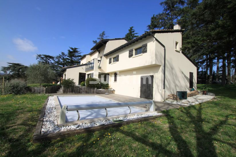 Venta Propiedad Seyssuel 11&nbsp;Salas 275&nbsp;m²