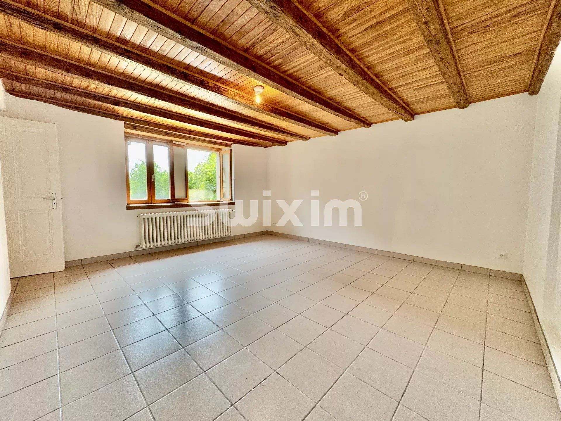 casa 4 Camere in vendita su Sergy (01630)