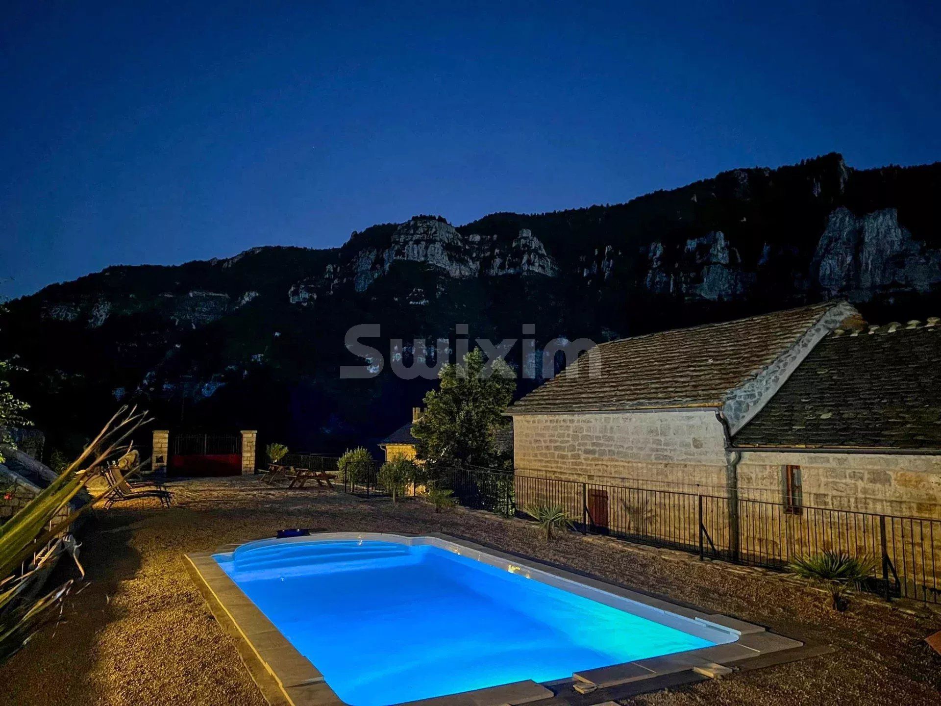 property 13 Rooms for sale on Sainte-Énimie (48210)