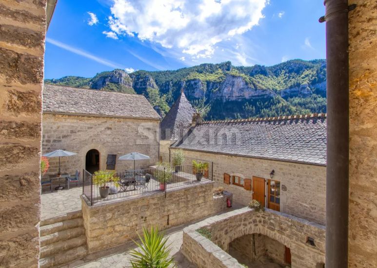 Sale Property Sainte-Énimie 13 Rooms 430 m²