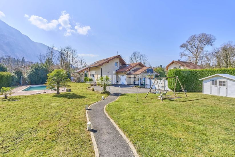 Vente Maison Étrembières 5&nbsp;Pièces 183&nbsp;m²