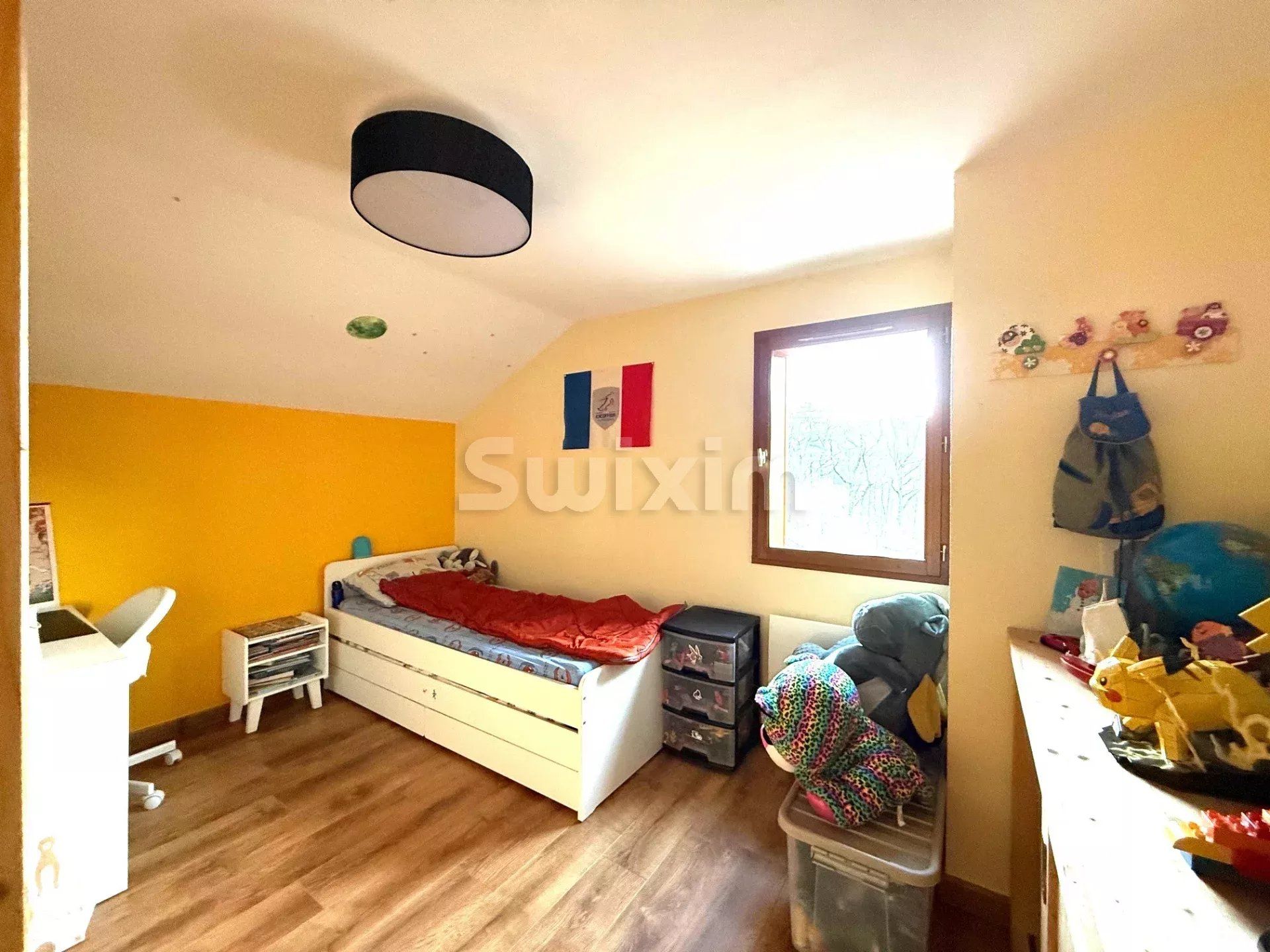 house 5 Rooms for sale on Sallanches (74700)