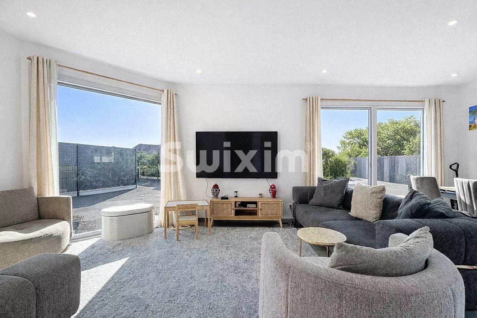 casa 5 Quartos para venda sobre Saint-Genis-Pouilly (01630)