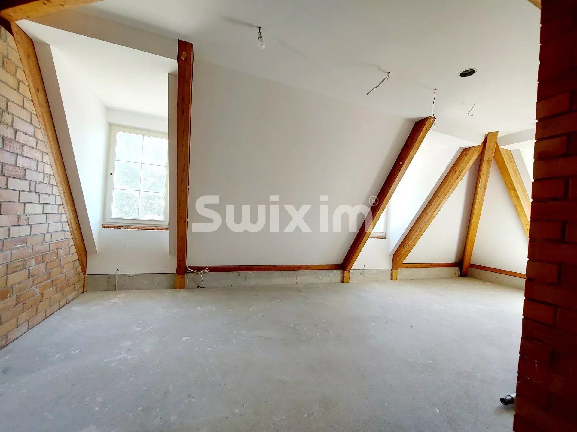 maison 15 Pièces en vente sur Échenevex (01170)