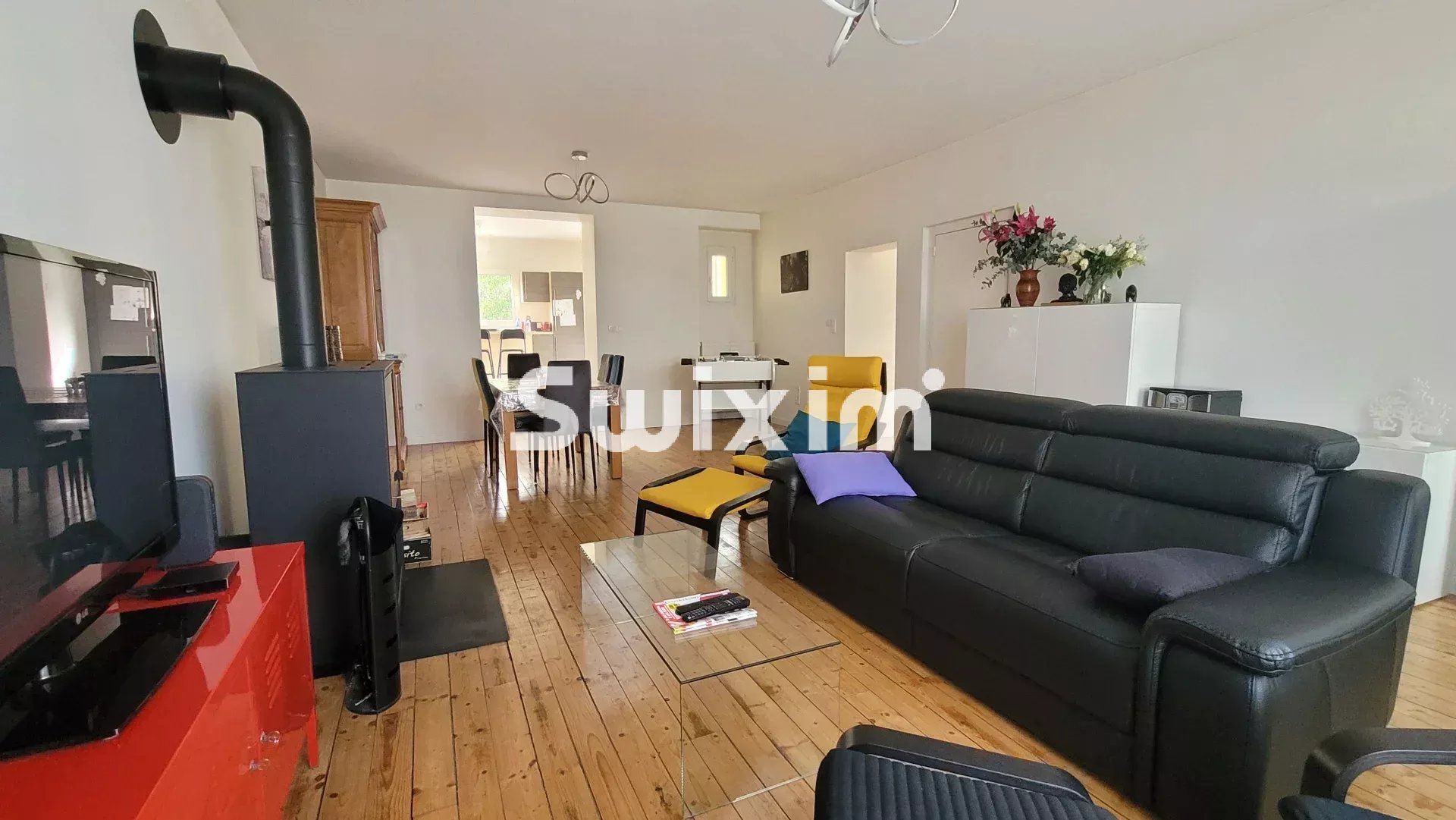 haus 5 Zimmer zum verkauf auf Lons-le-Saunier (39000)