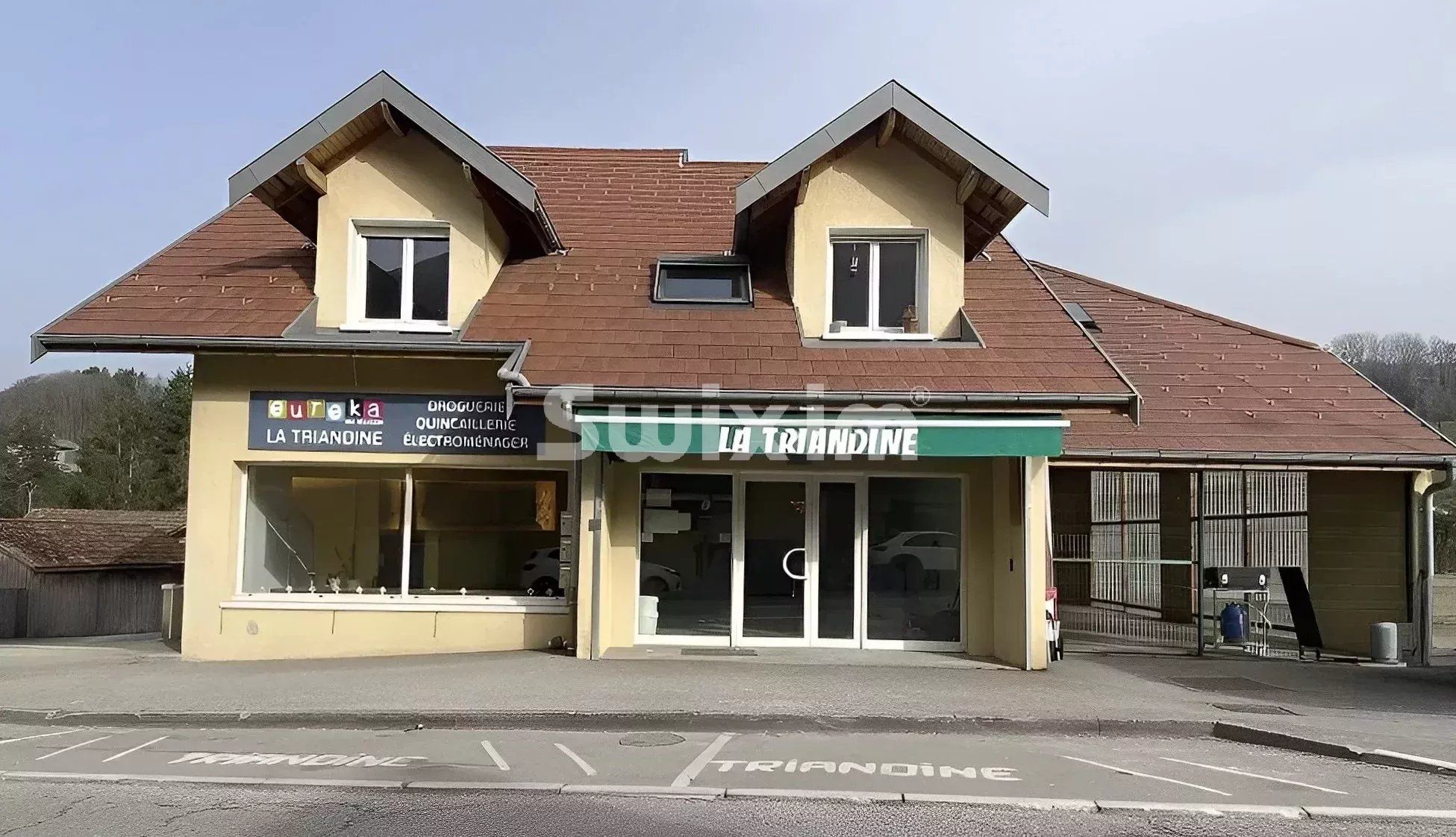commercial local for sale on Thorens-Glières (74570)