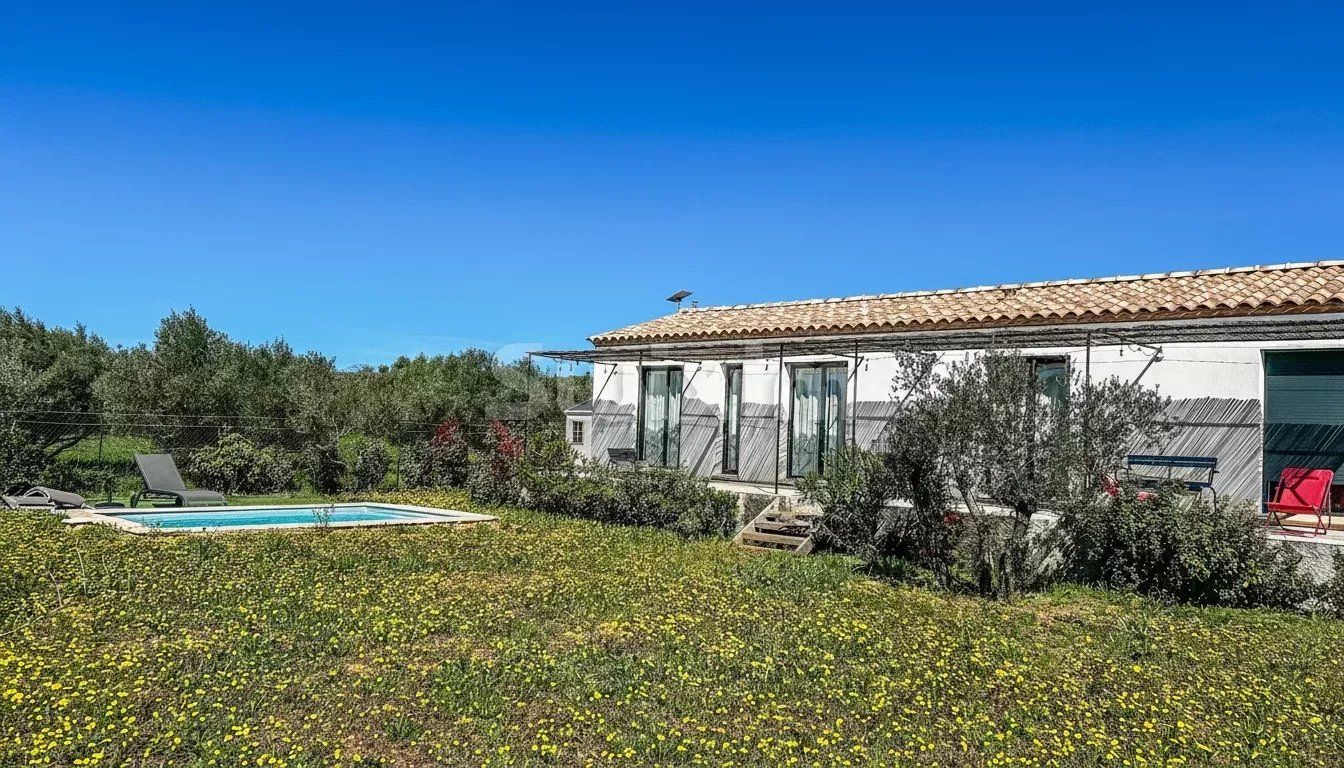 villa 3 Salas en venta en Saint-Maximin (30700)