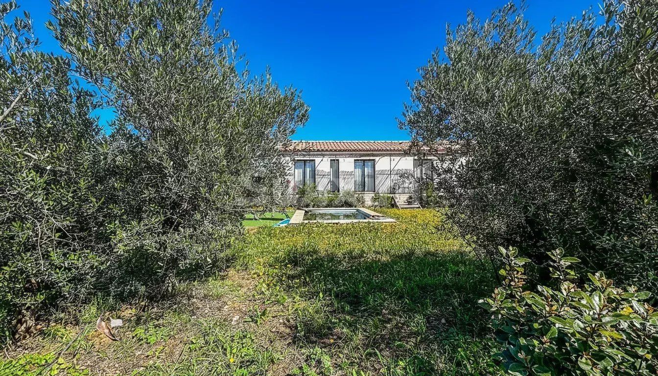 villa 3 Salas en venta en Saint-Maximin (30700)