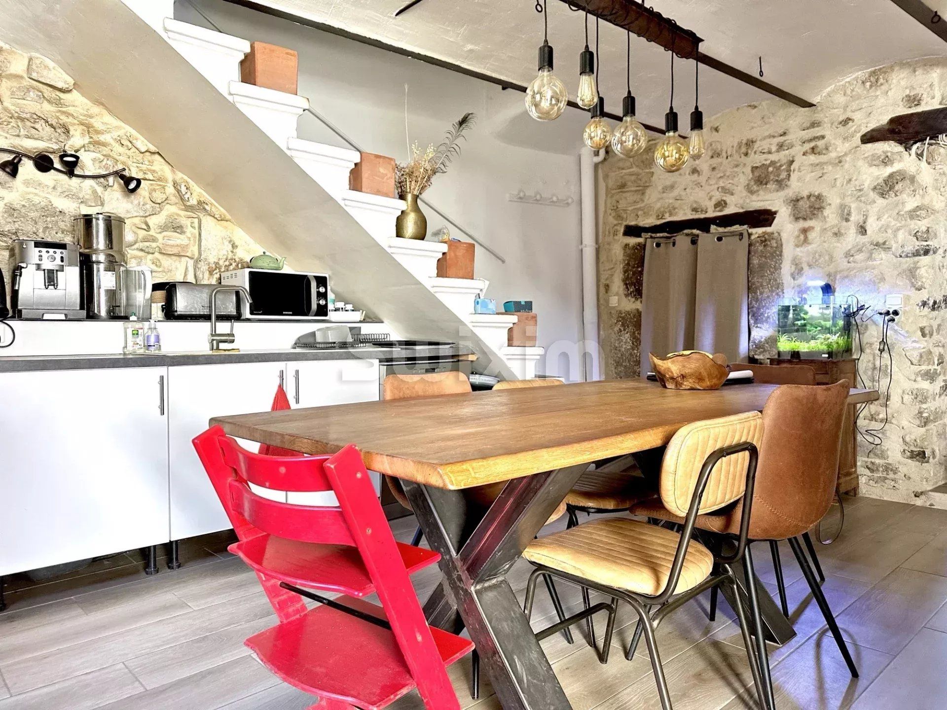 casa 6 Camere in vendita su Aspères (30250)