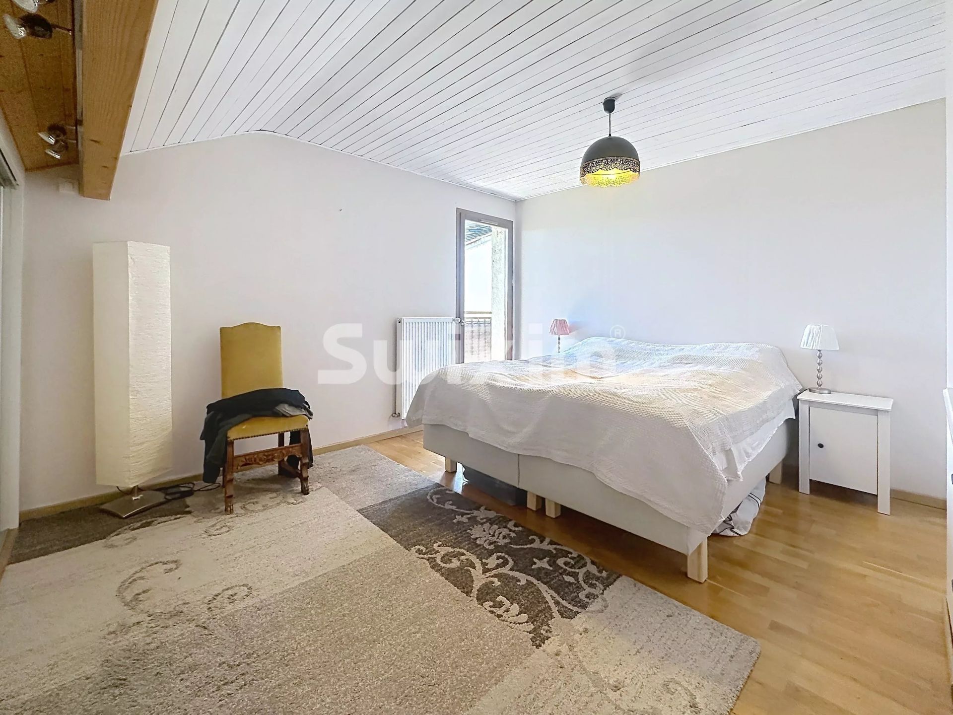 casa 5 Quartos para aluguer sobre Ségny (01170)