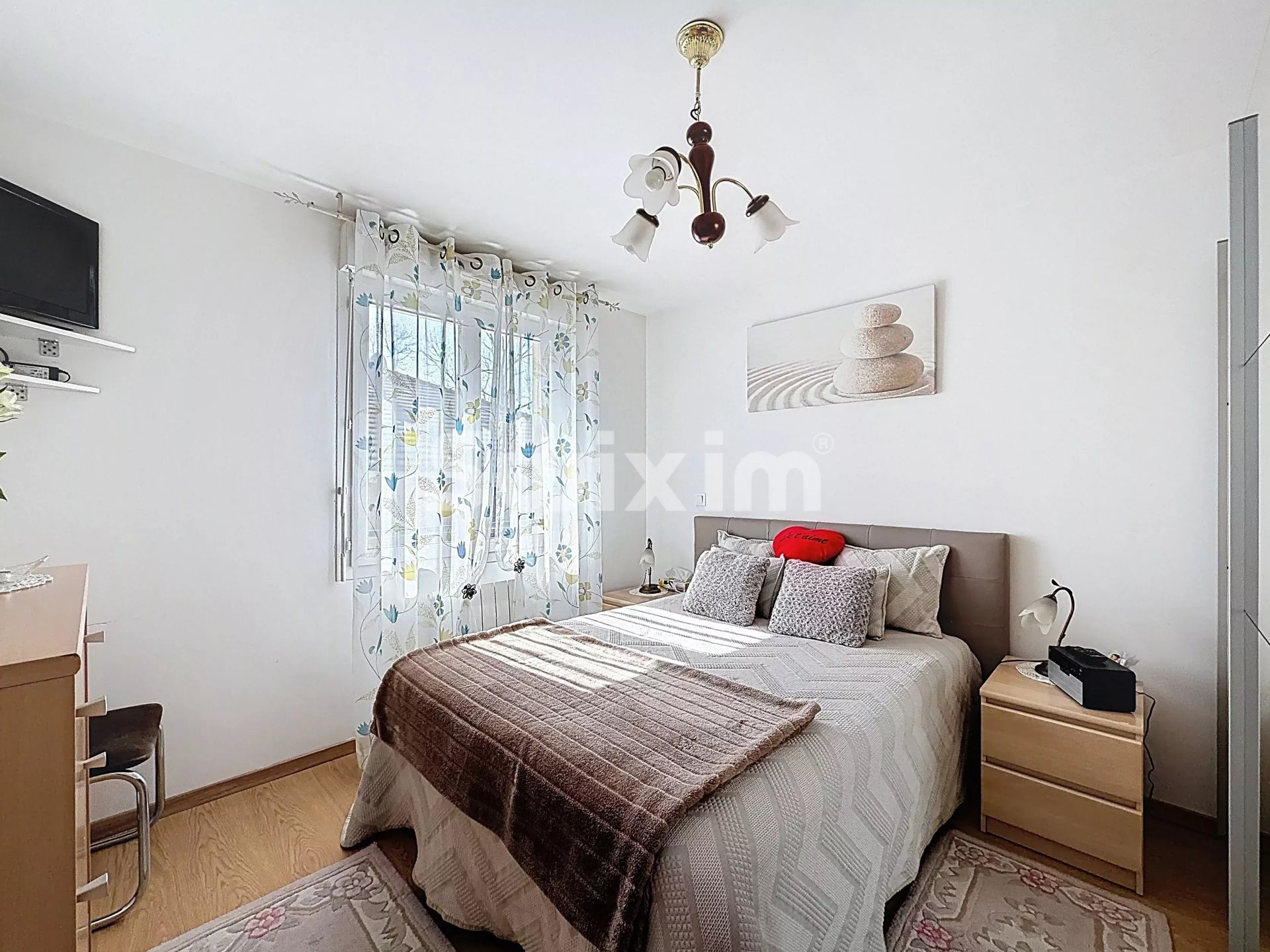 appartamento 4 Camere in vendita su Saint-Jean-de-Gonville (01630)