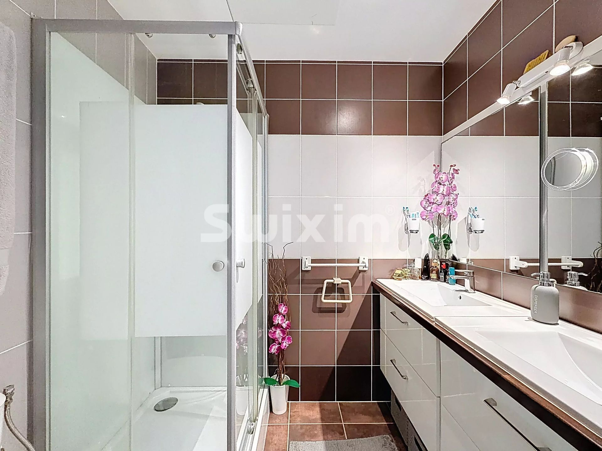 appartamento 4 Camere in vendita su Saint-Jean-de-Gonville (01630)