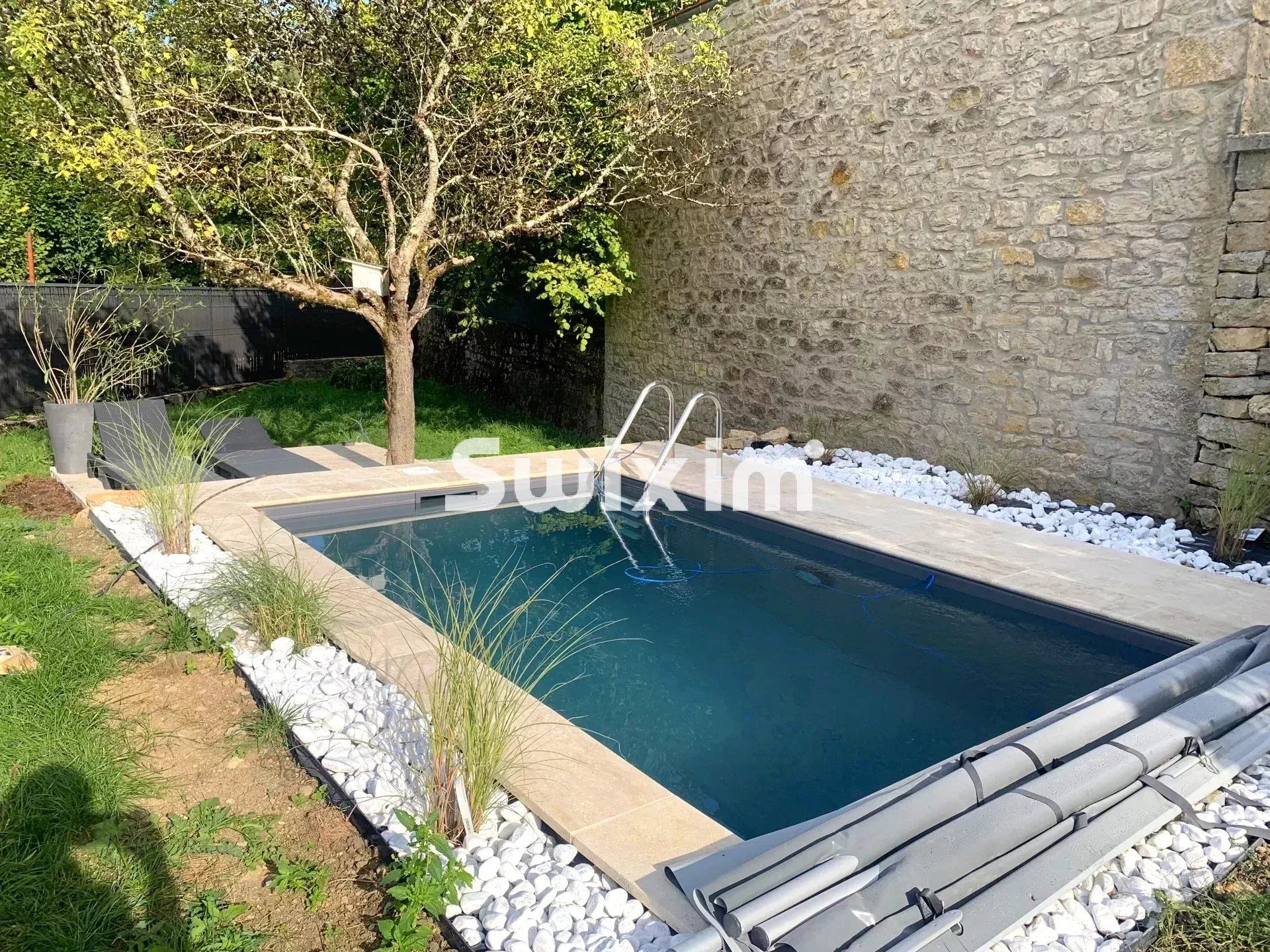 casa 7 Salas en venta en Lons-le-Saunier (39000)