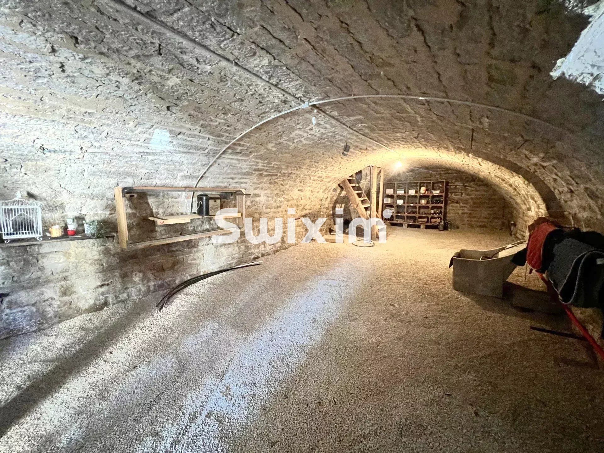 casa 7 Salas en venta en Lons-le-Saunier (39000)