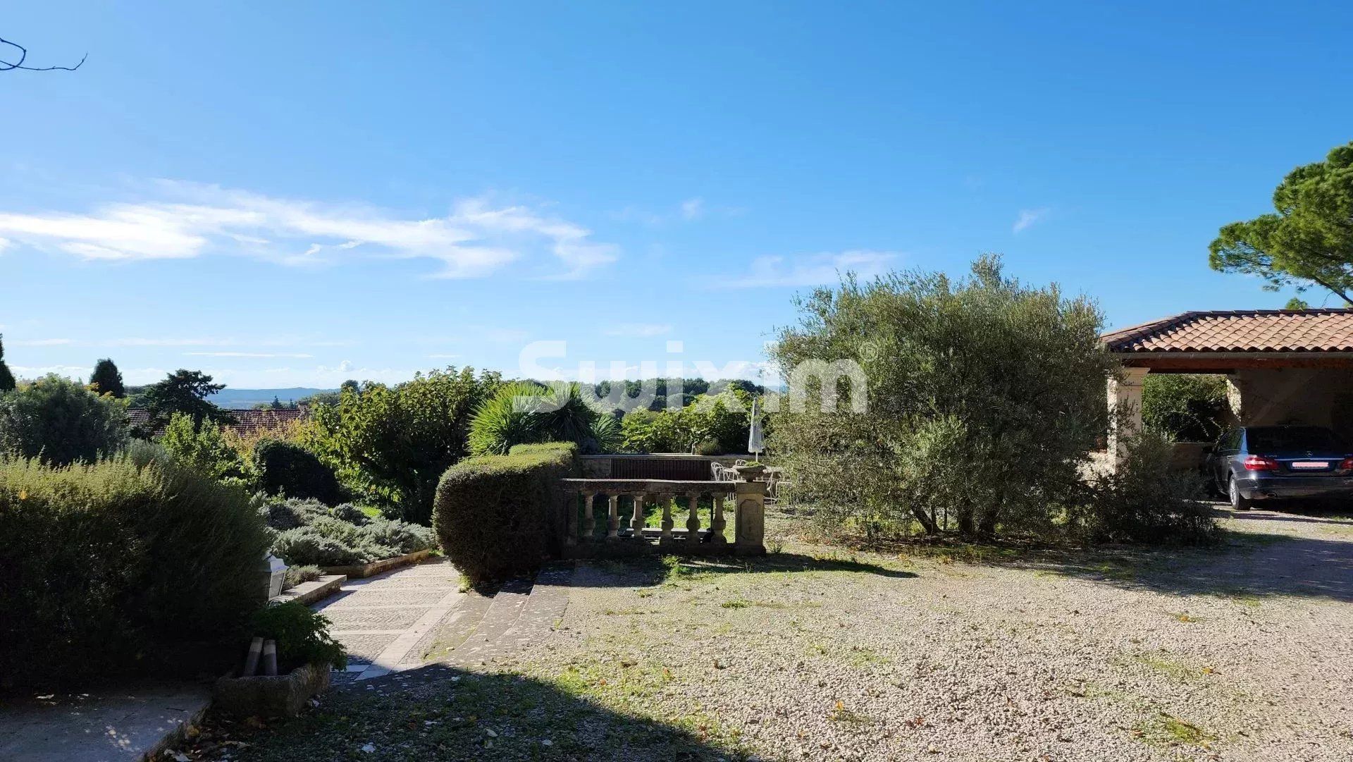 casa 10 Quartos para venda sobre Sainte-Cécile-les-Vignes (84290)