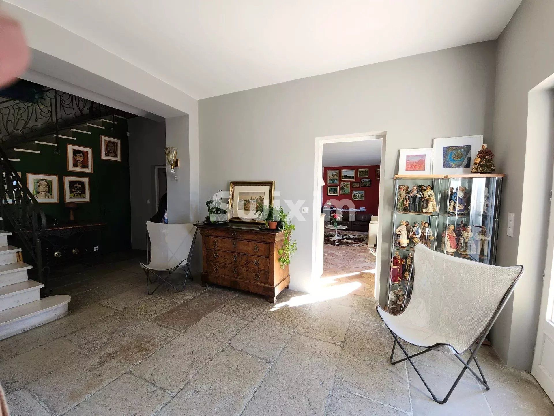 casa 10 Quartos para venda sobre Sainte-Cécile-les-Vignes (84290)