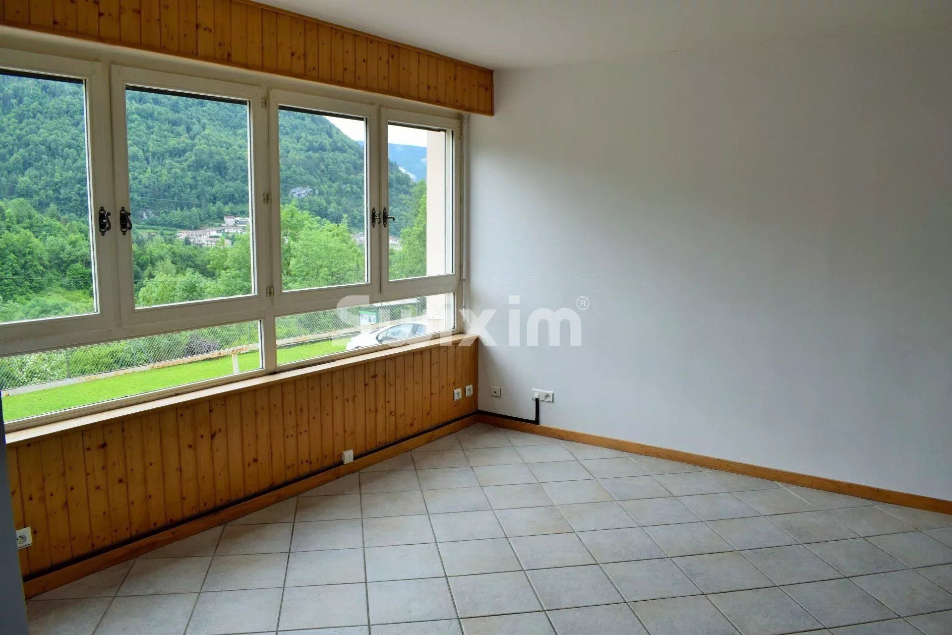 apartamento 3 Quartos para aluguer sobre Saint-Claude (39200)