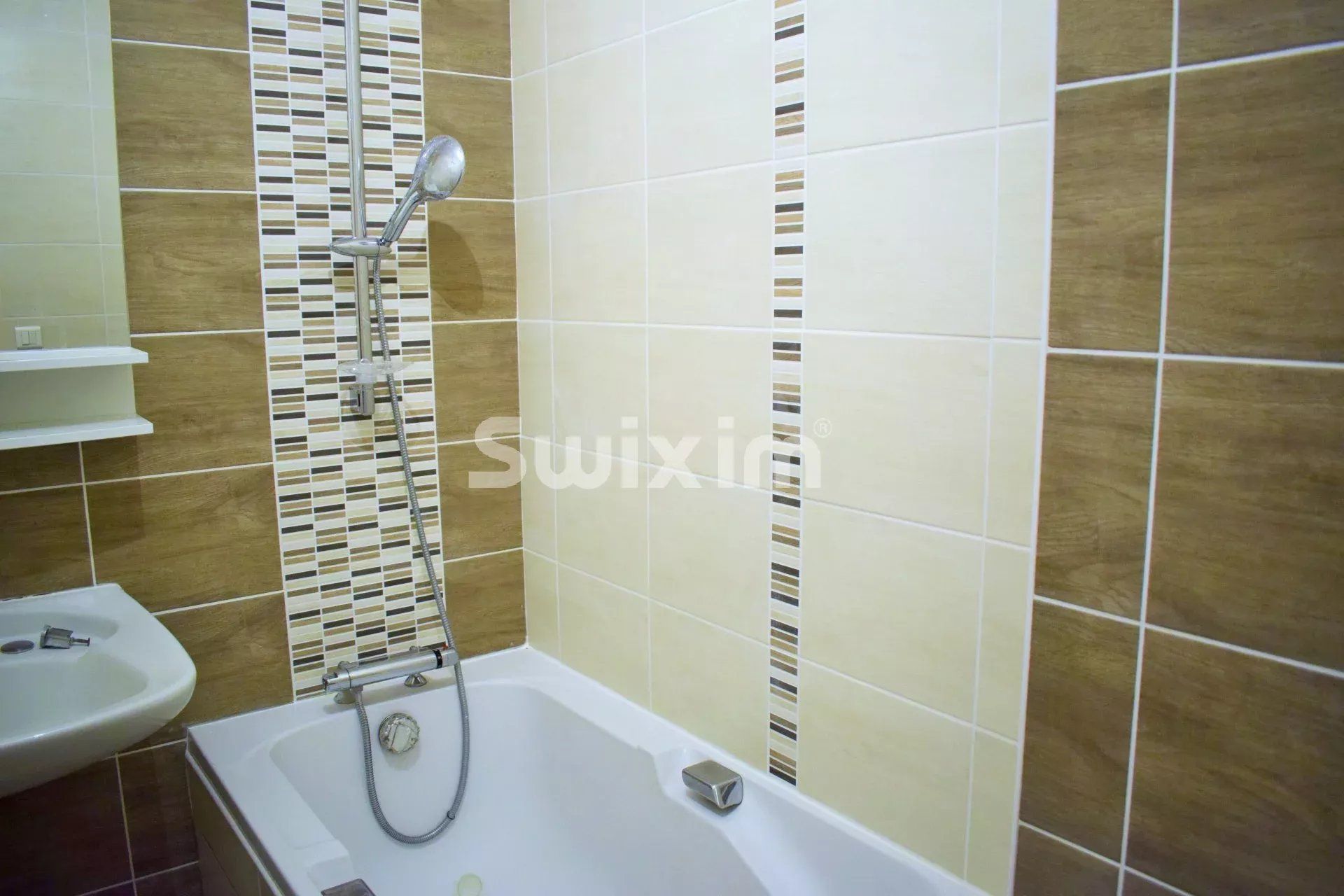 apartamento 3 Quartos para aluguer sobre Saint-Claude (39200)