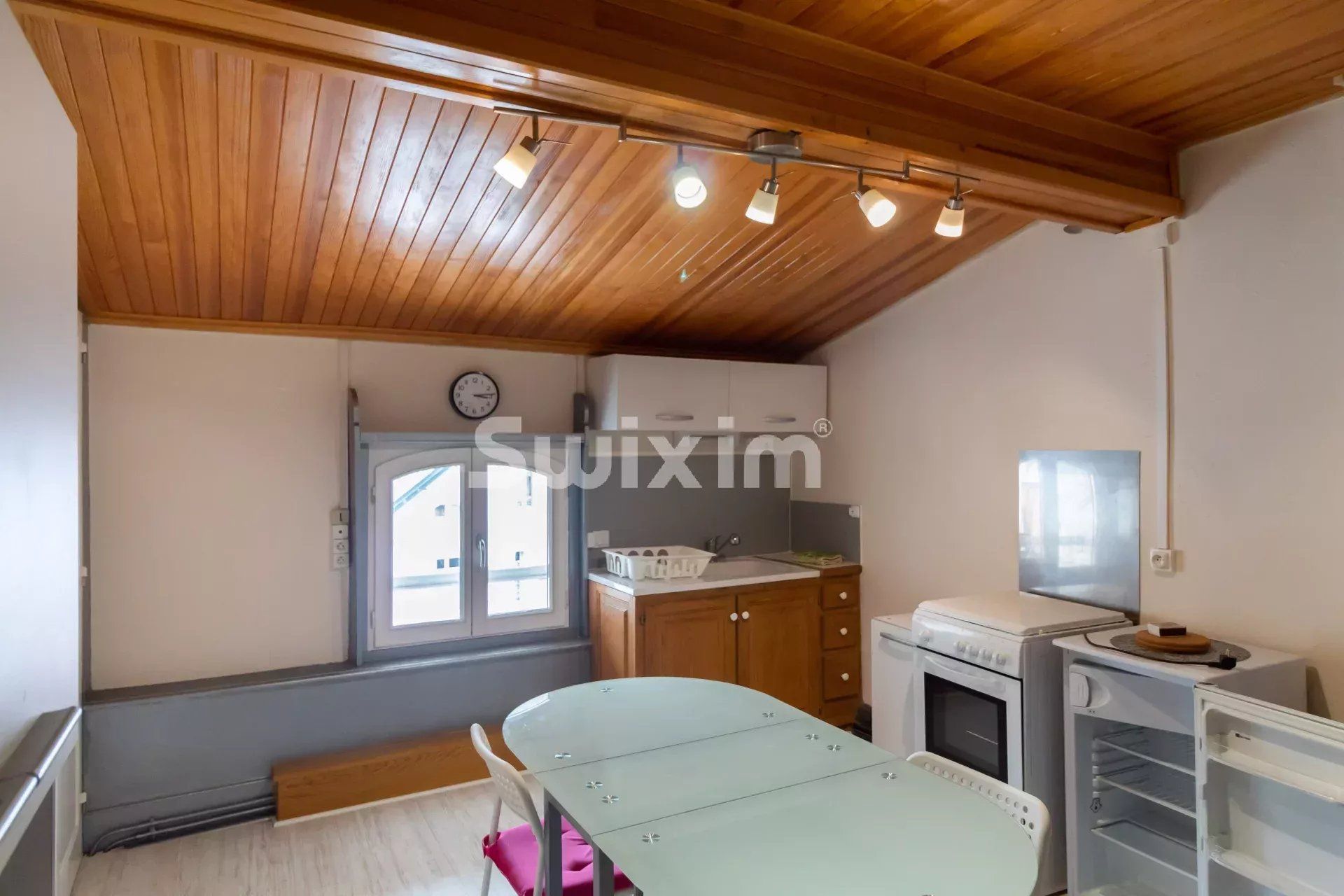 apartamento 1 sala para aluguer sobre Hauts de Bienne (39400)