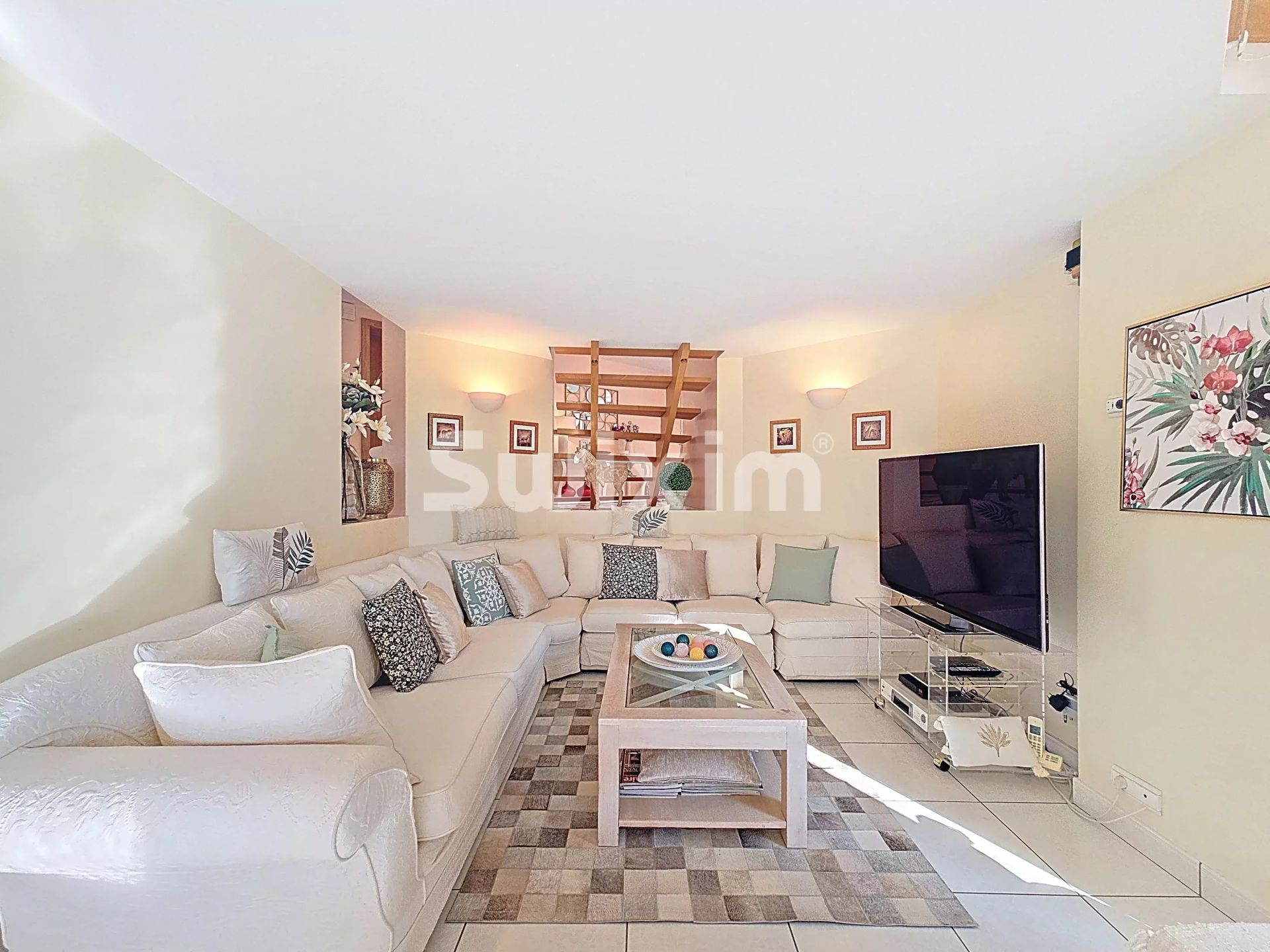 casa 5 Quartos para venda sobre Échenevex (01170)