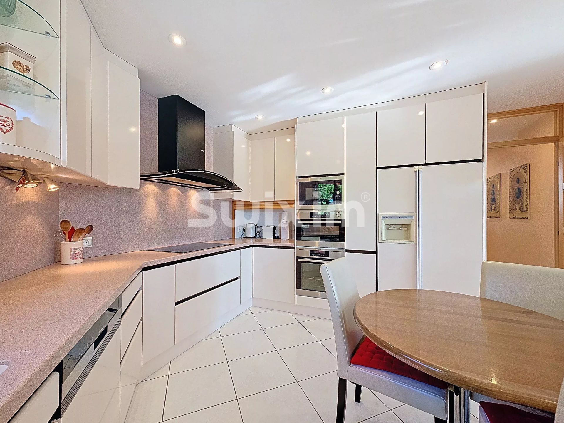 casa 5 Quartos para venda sobre Échenevex (01170)