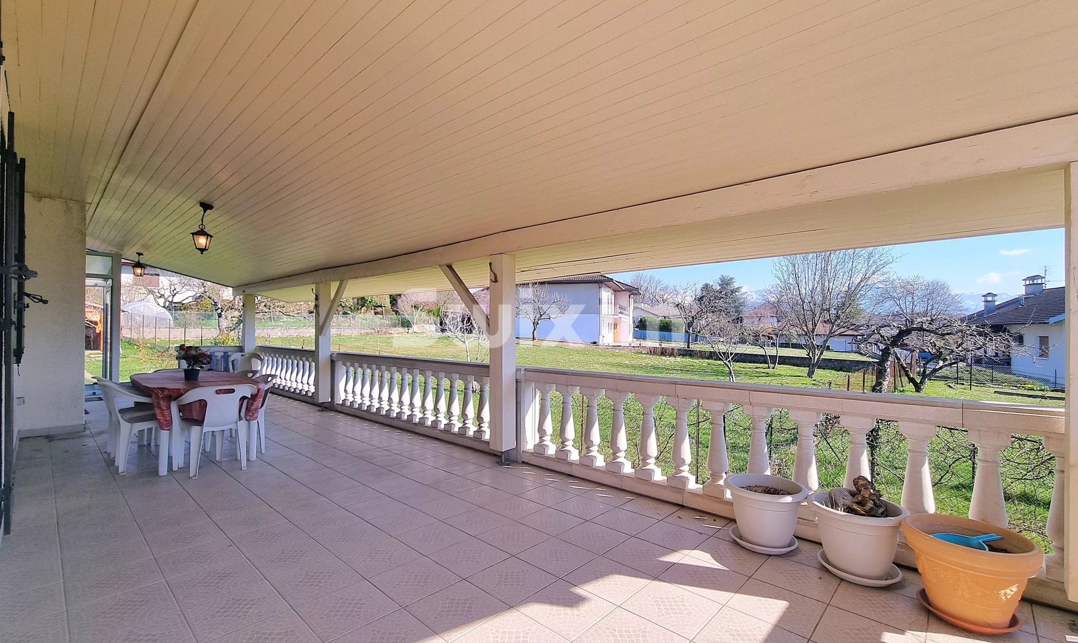 house 6 Rooms for sale on Bonne (74380)