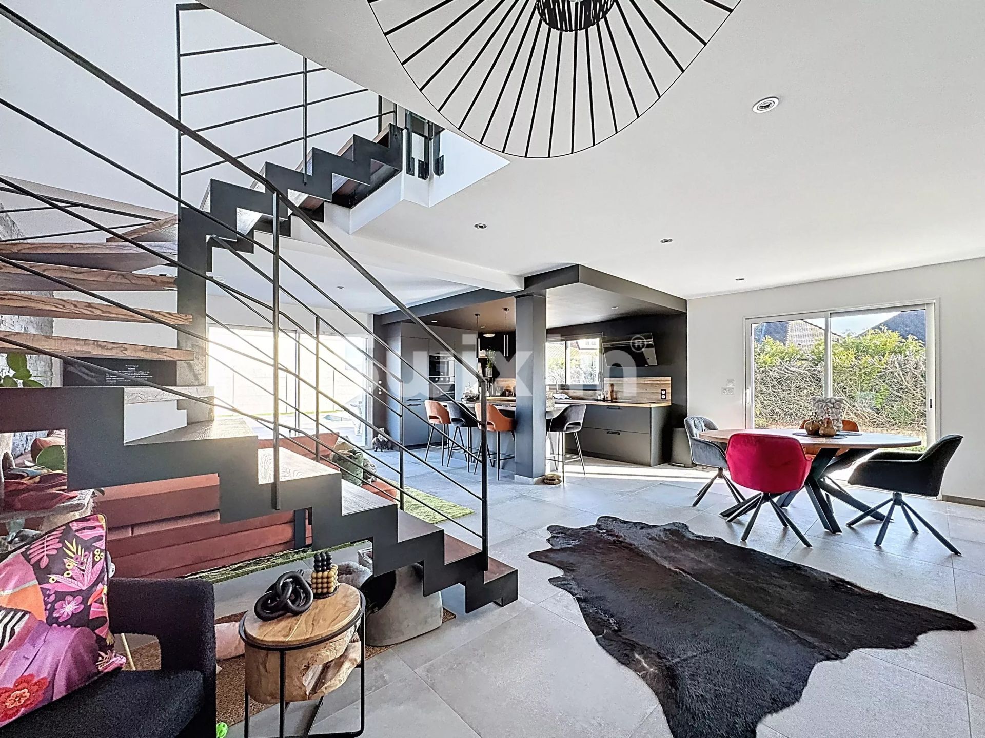 casa 5 Camere in vendita su Saint-Jean-de-Gonville (01630)