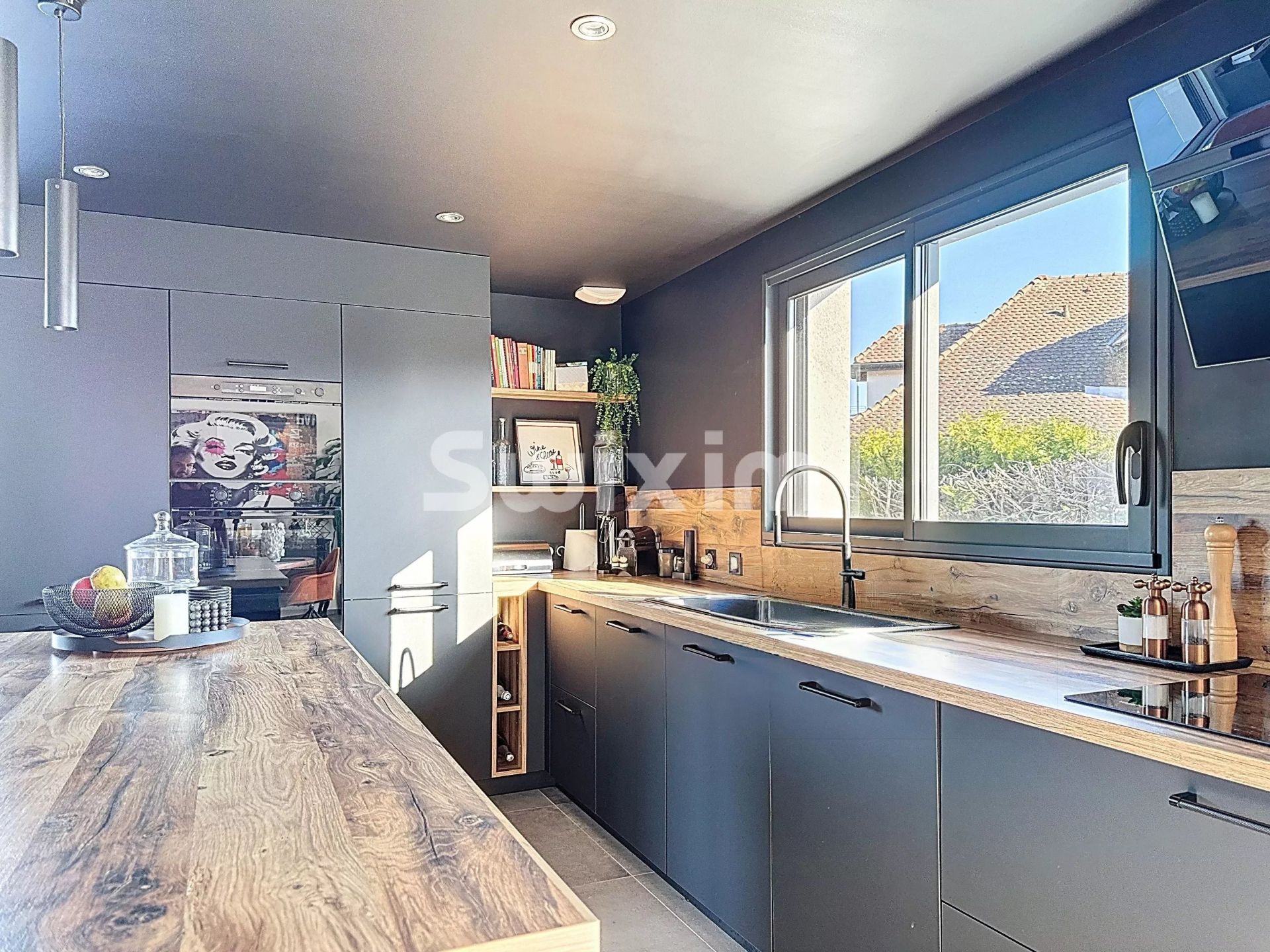 casa 5 Camere in vendita su Saint-Jean-de-Gonville (01630)