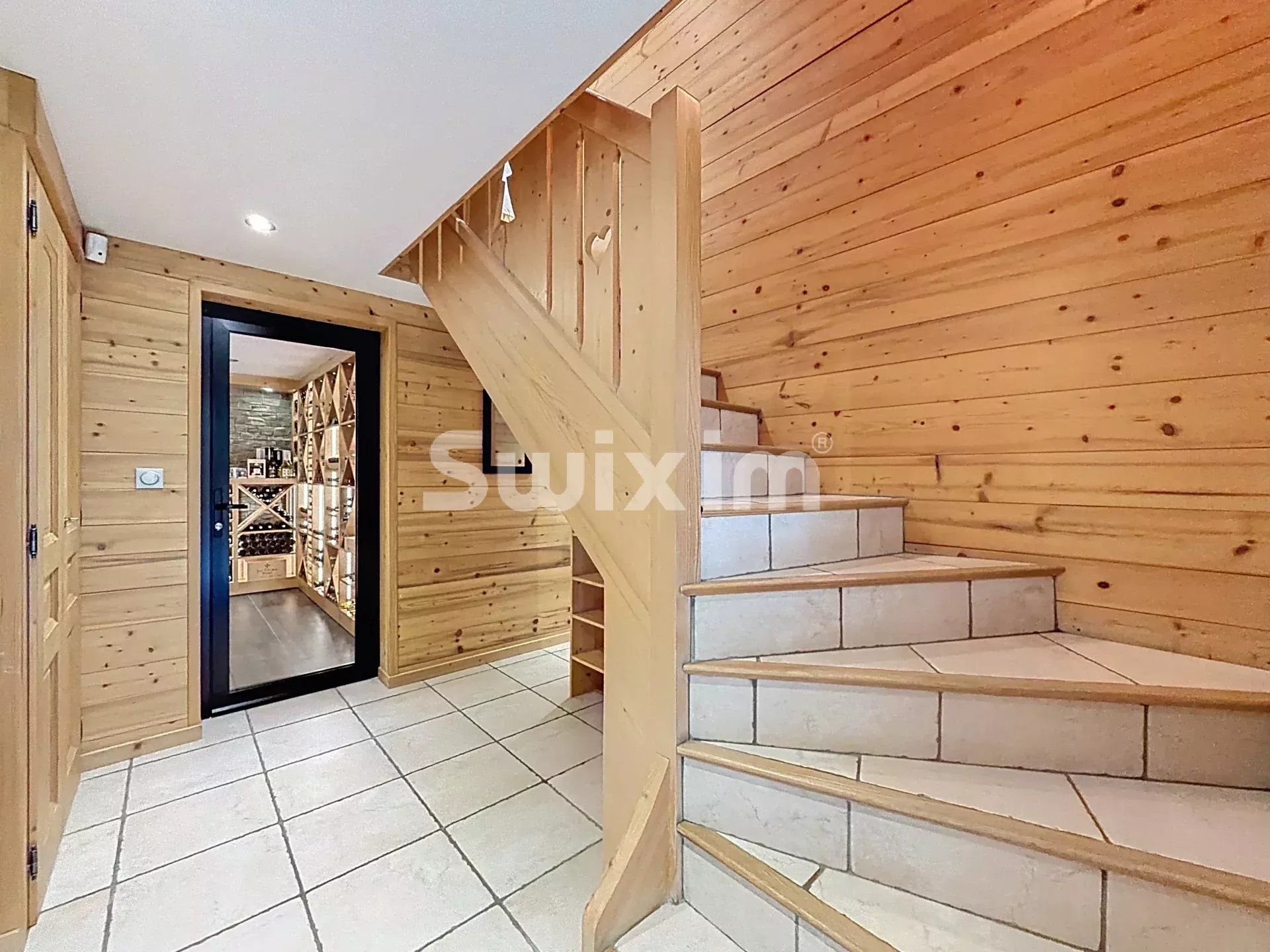 chalet 8 Camere in vendita su Farges (01550)