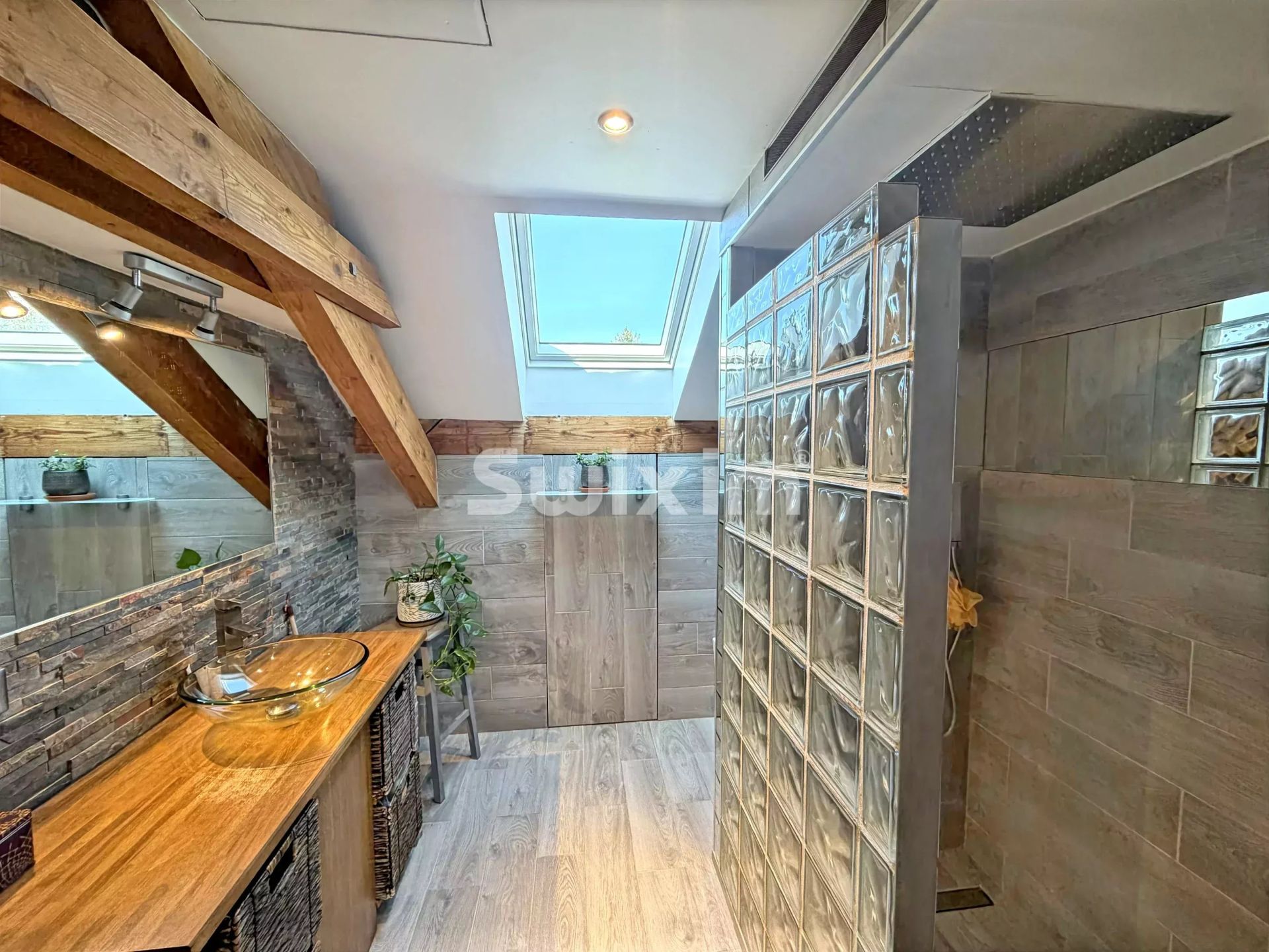 casa 5 Camere in vendita su La Balme-de-Sillingy (74330)