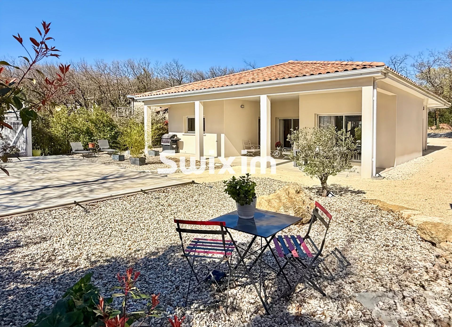 casa 5 Salas en venta en Donzère (26290)