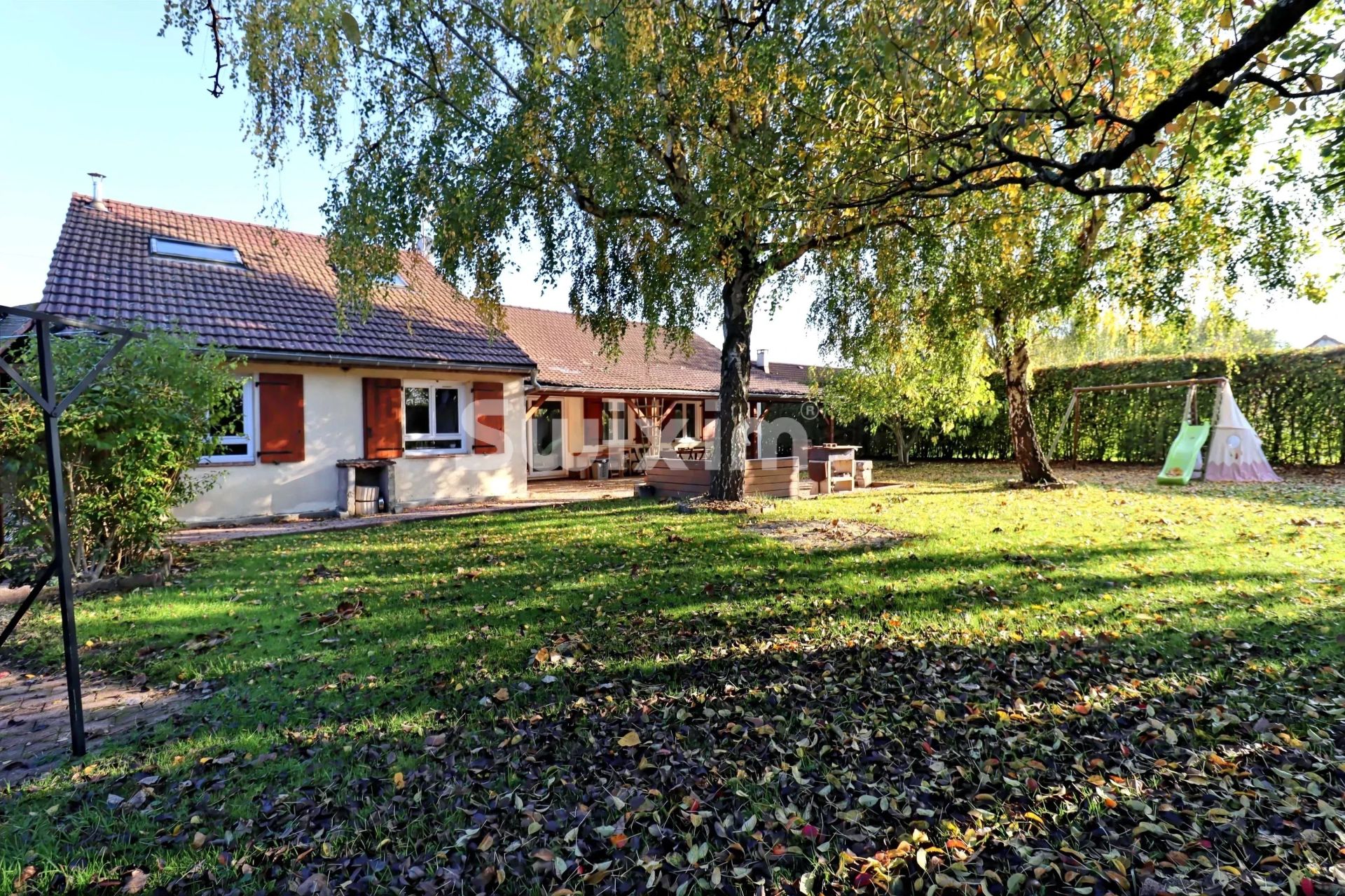 house 7 Rooms for sale on Gergy (71590)