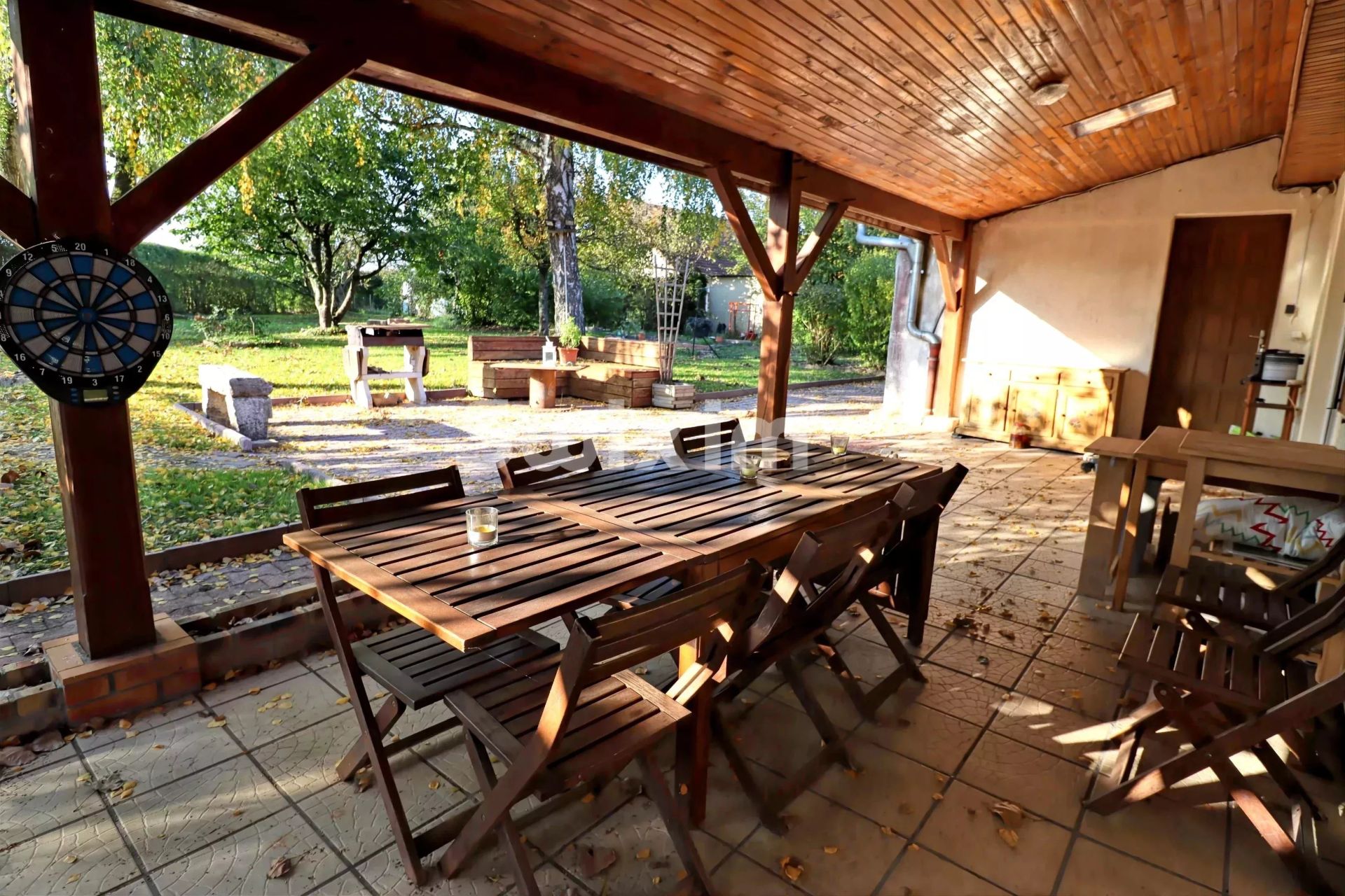 house 7 Rooms for sale on Gergy (71590)