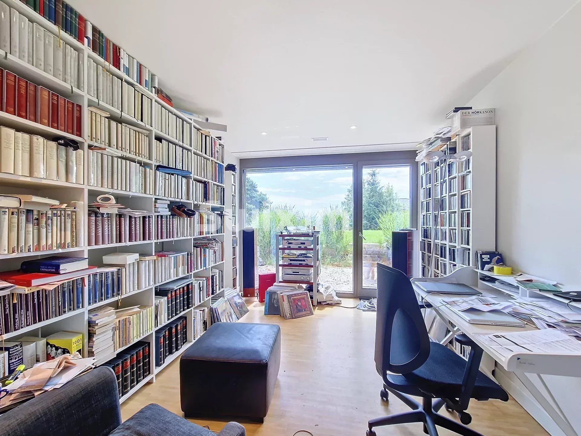 casa 5.5 Camere in affitto su Bassins (1269)