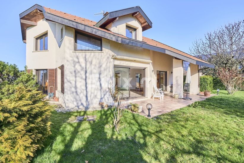 Venta Casa Présilly 4&nbsp;Salas 151.6&nbsp;m²