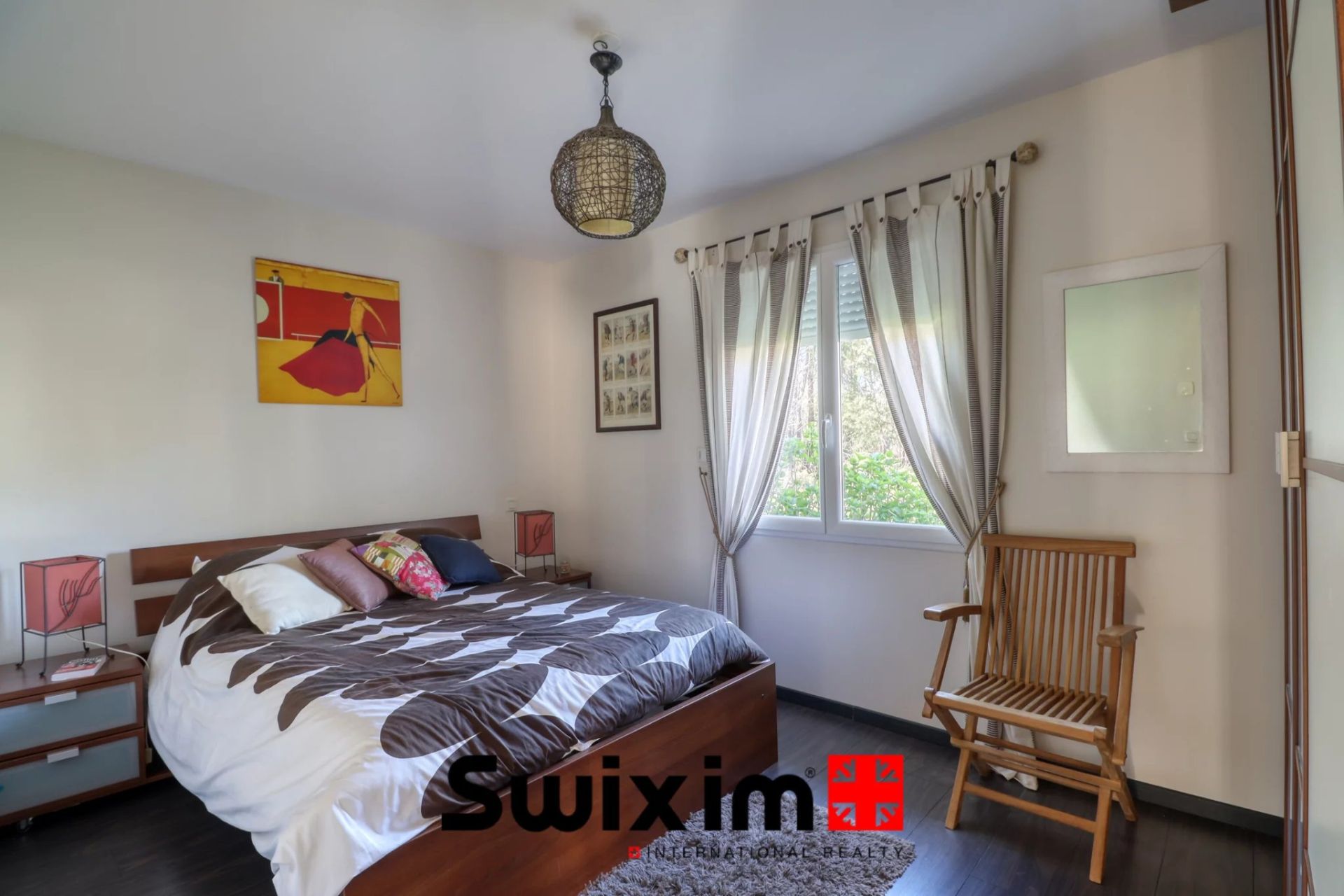 house 6 Rooms for sale on Hourtin (33990)