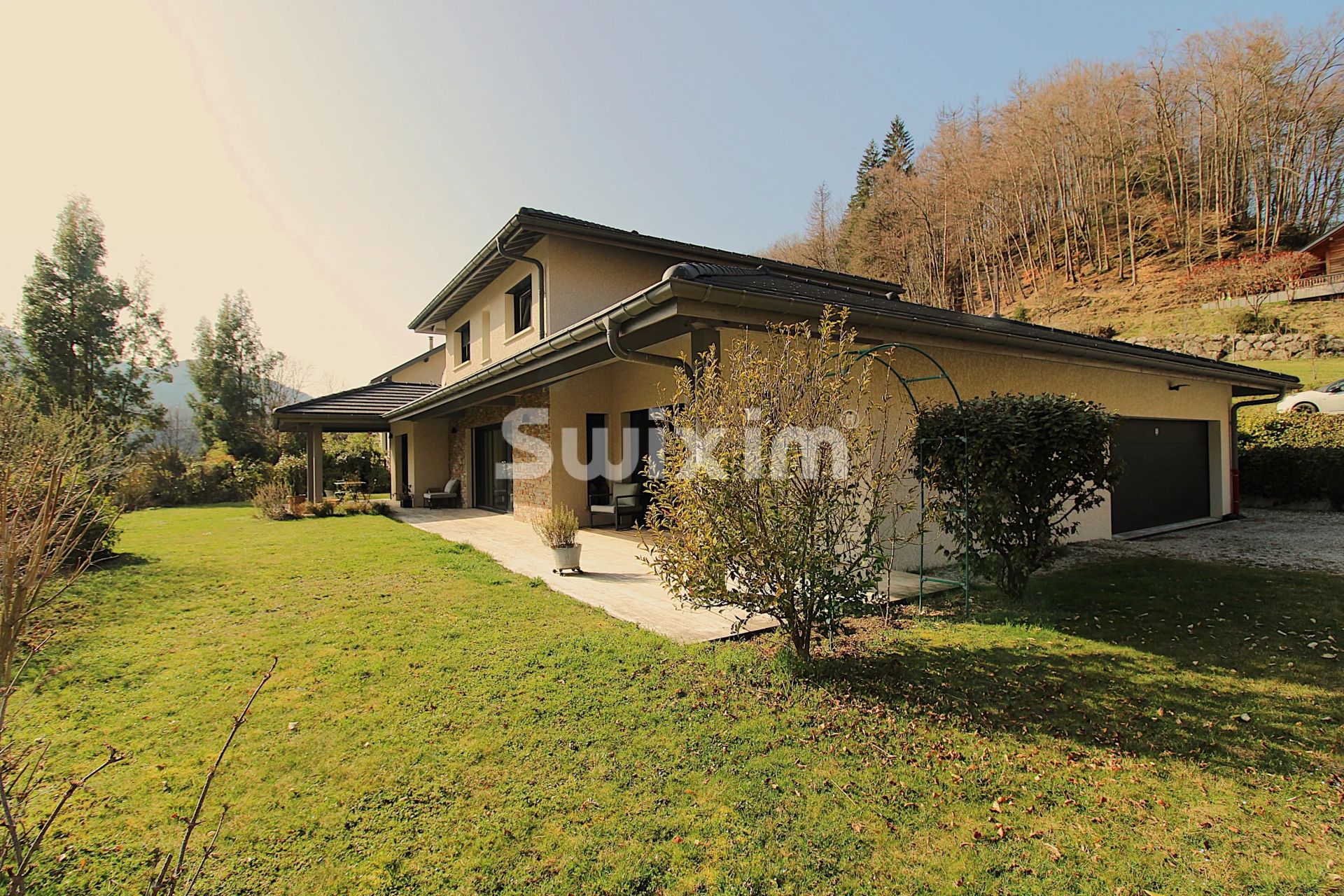 casa 4 Camere in vendita su Nâves-Parmelan (74370)