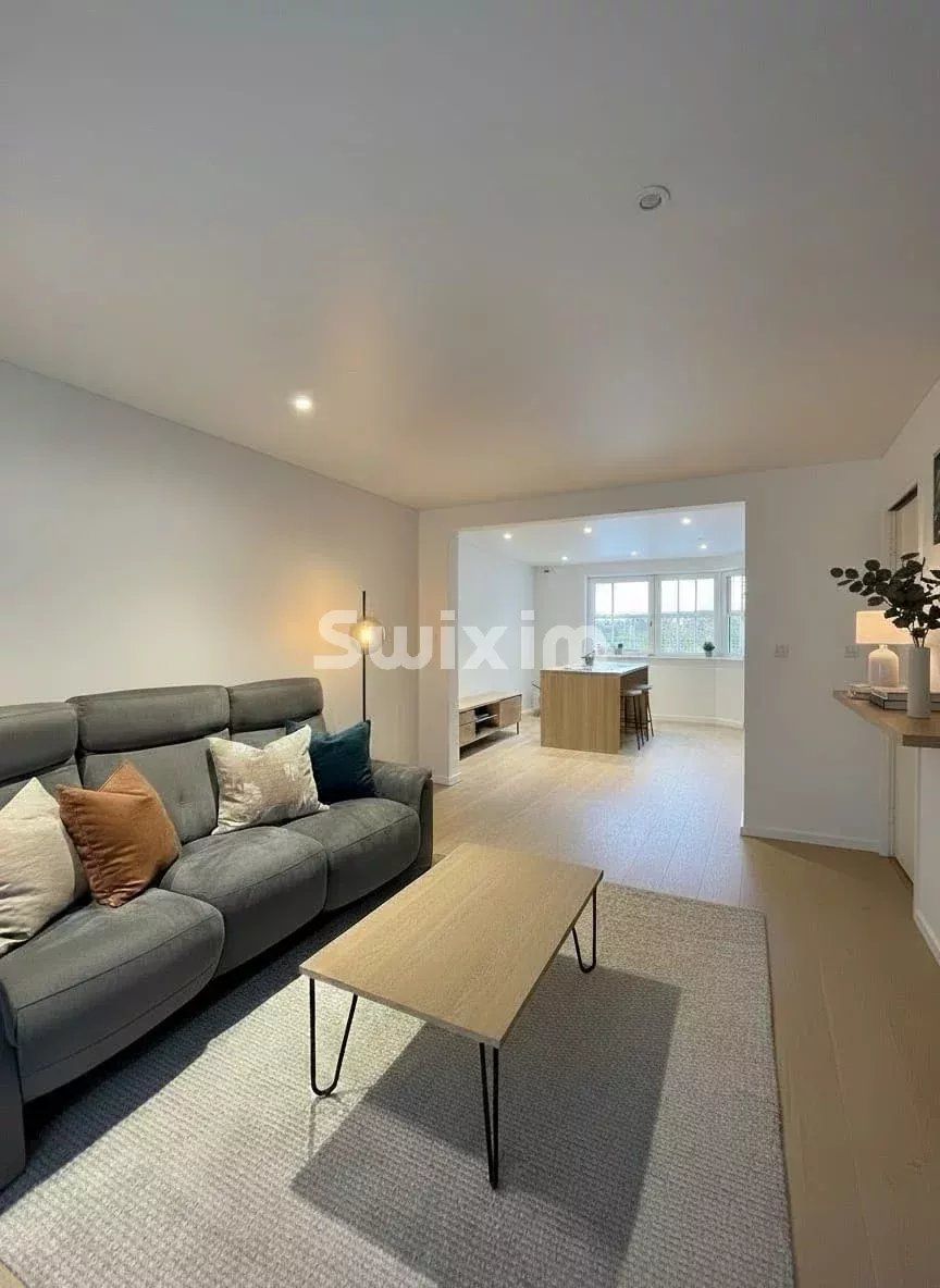 casa 4 Camere in vendita su Gex (01170)