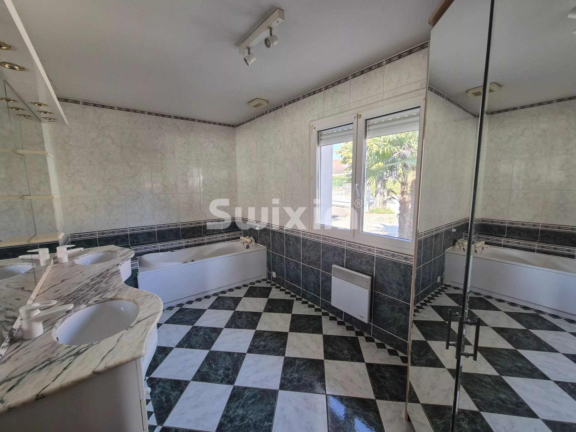 maison 13 Pièces en vente sur Rochefort-sur-Nenon (39700)