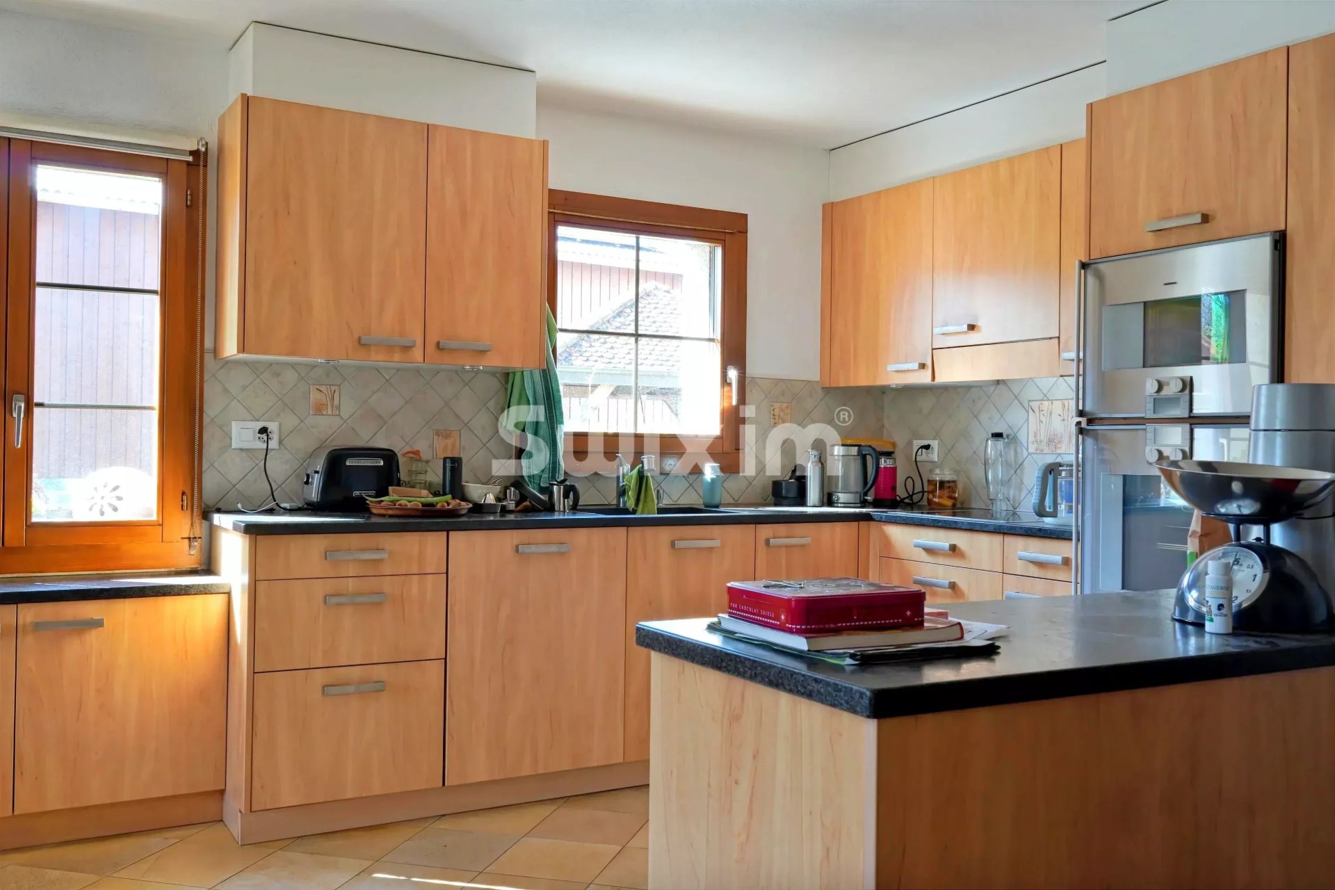 house 6 Rooms for rent on Aubonne (1170)