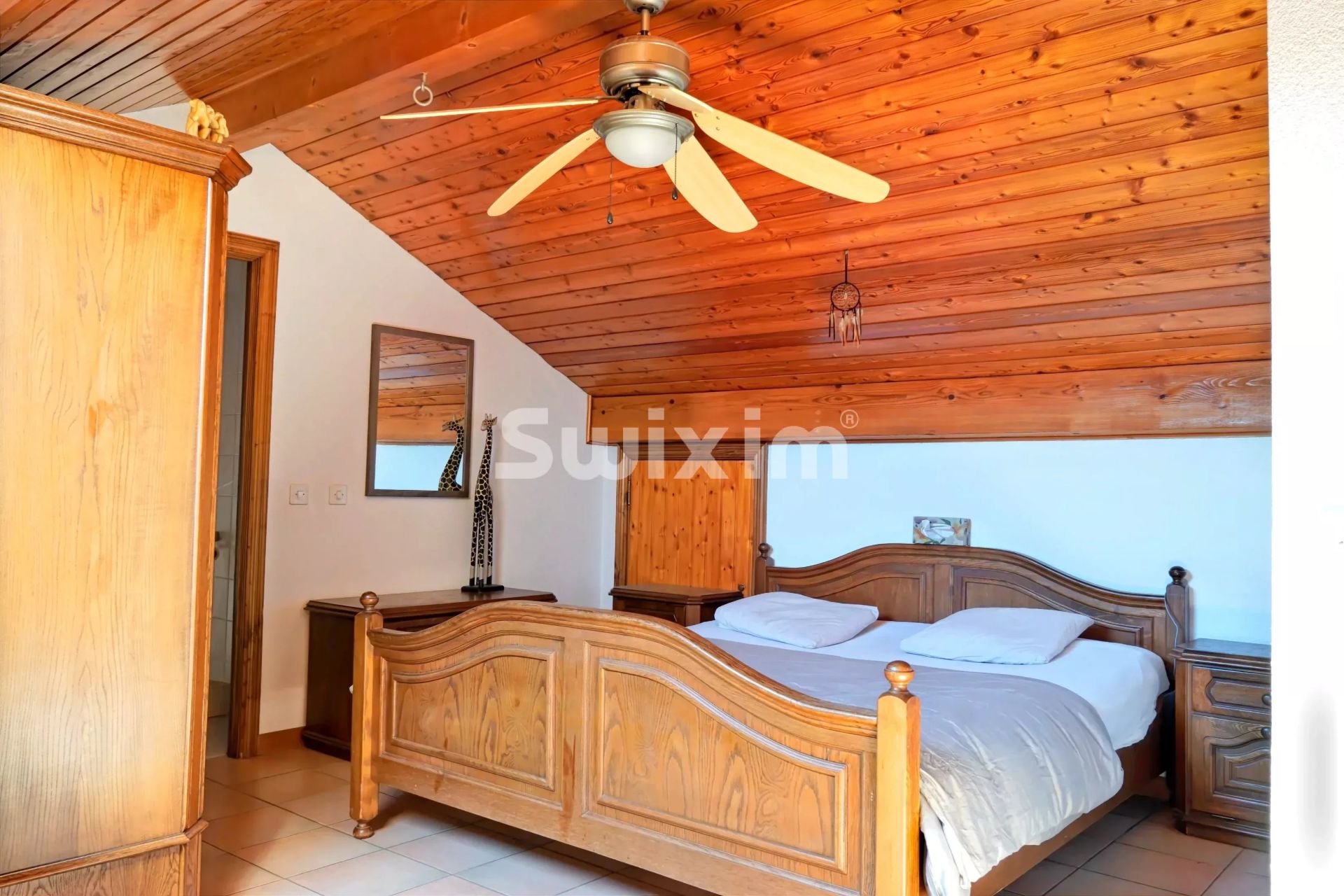 house 6 Rooms for rent on Aubonne (1170)